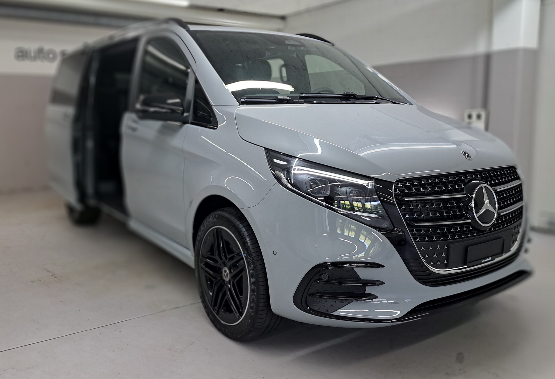 MERCEDES-BENZ V 250 d 4MATIC AVANTGARDE 3200mm L-image-0