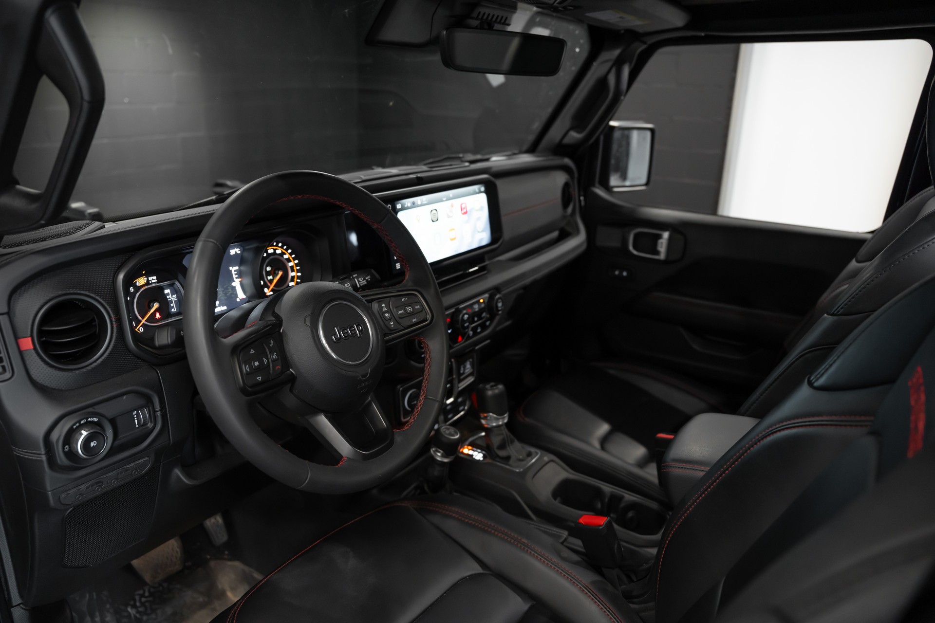 JEEP Jeep Wrangler Rubicon 3.6L / Trittbretter / Apple Carplay / Schiebedach / Lenkrad & Sitzheizung uvm..-image-9
