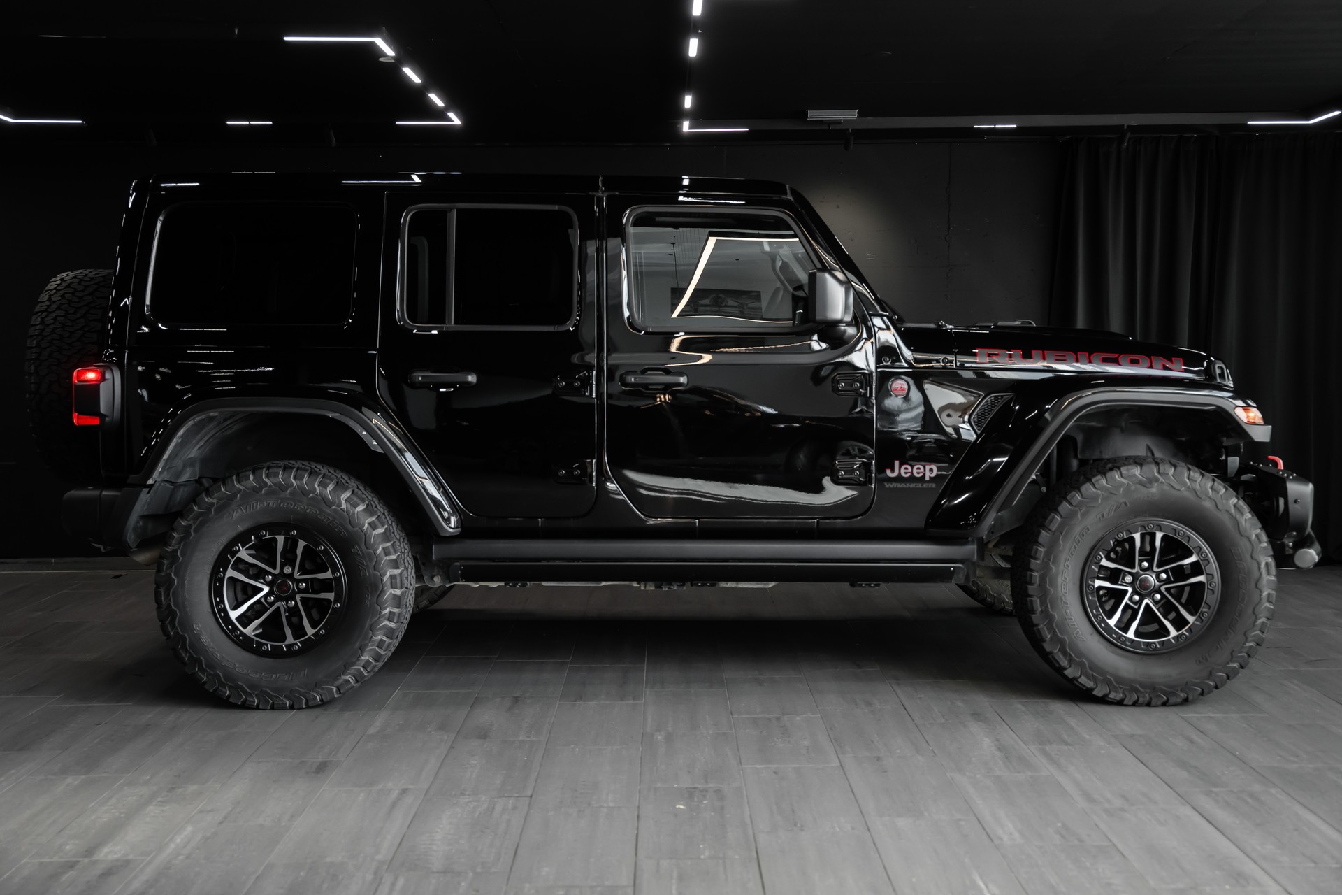 JEEP Jeep Wrangler Rubicon 3.6L / Trittbretter / Apple Carplay / Schiebedach / Lenkrad & Sitzheizung uvm..-image-3