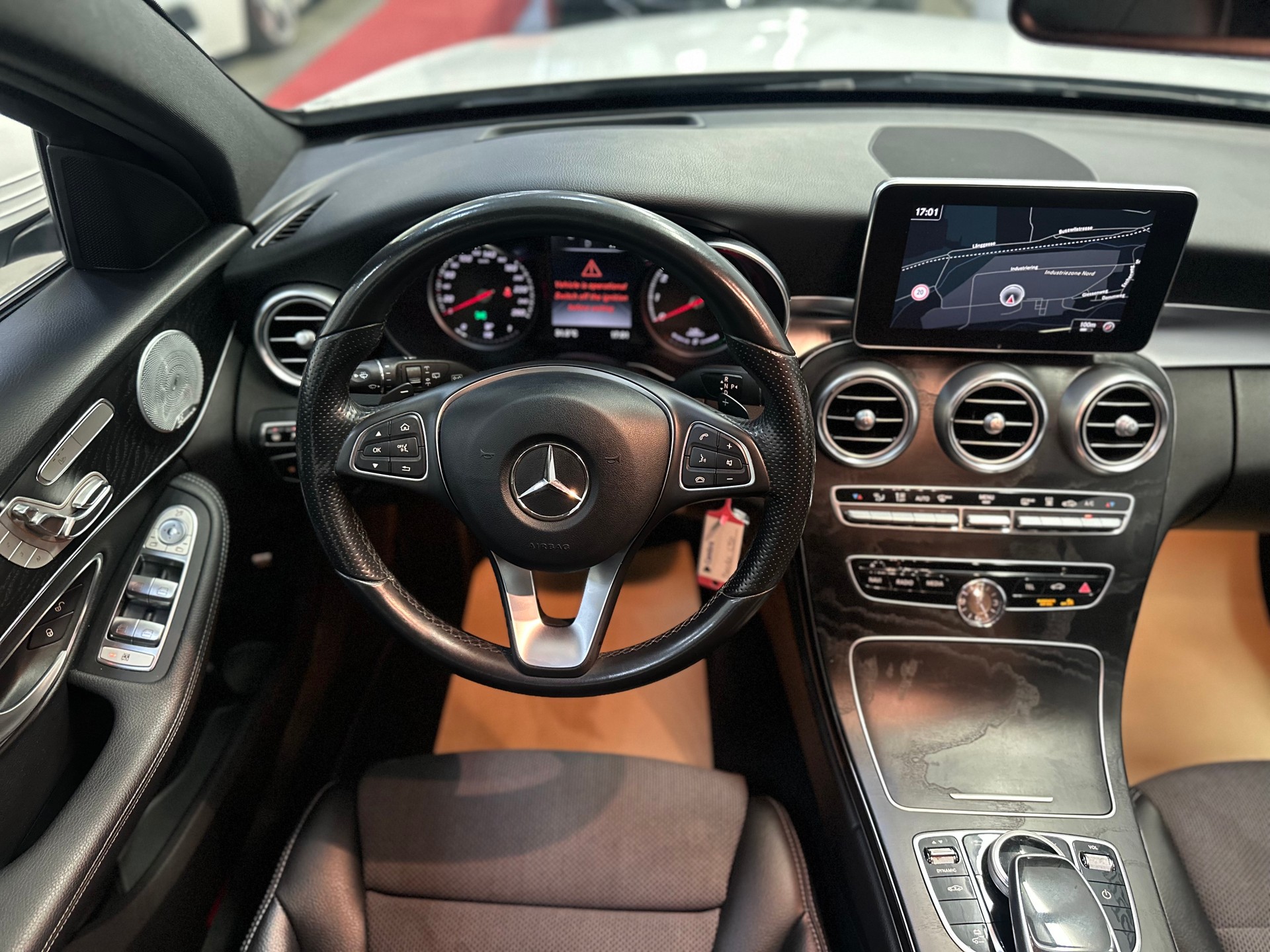 MERCEDES-BENZ C 350 e 7G-Tronic-image-12