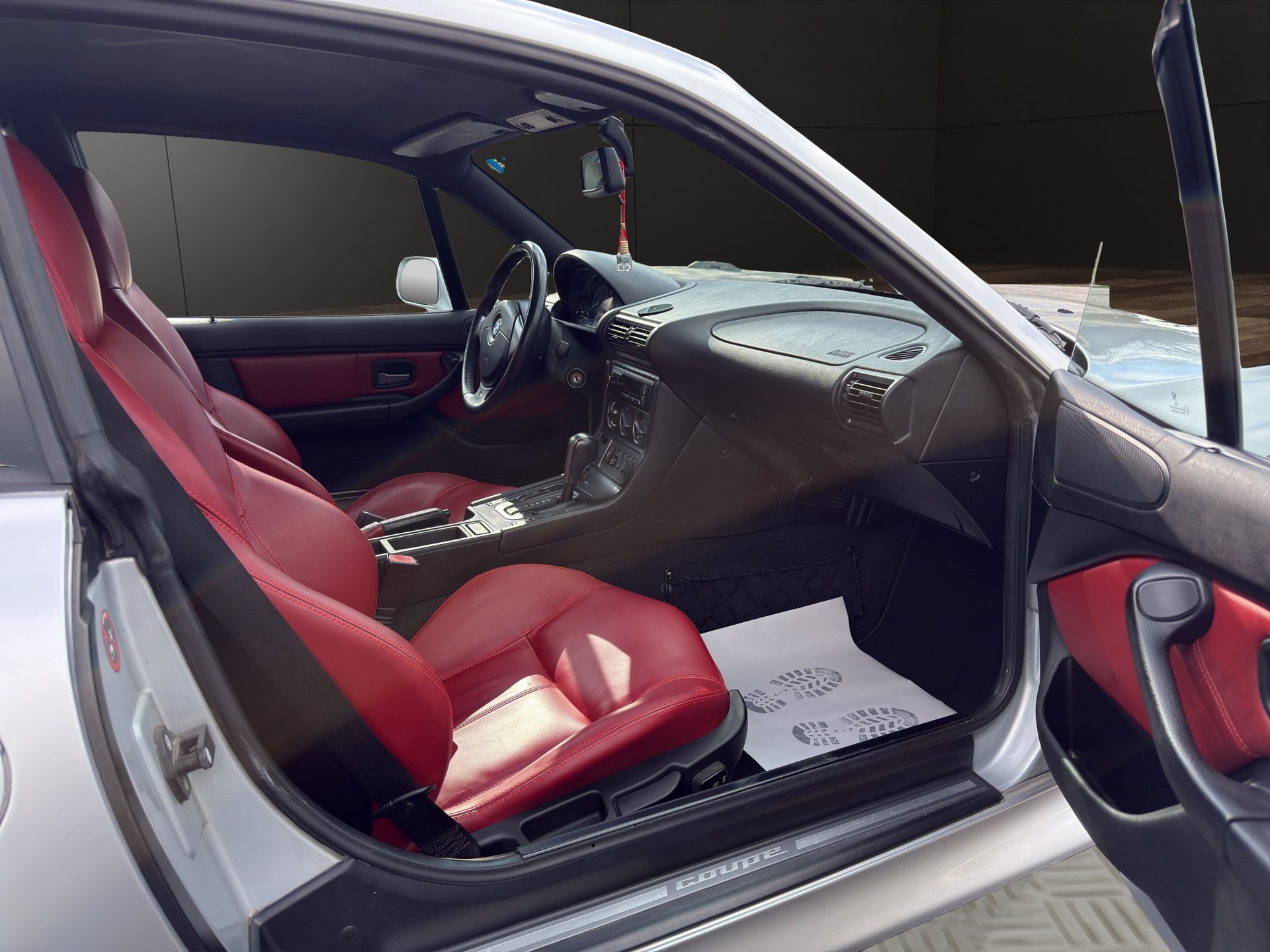 BMW Z3 2.8i Coupé-image-11