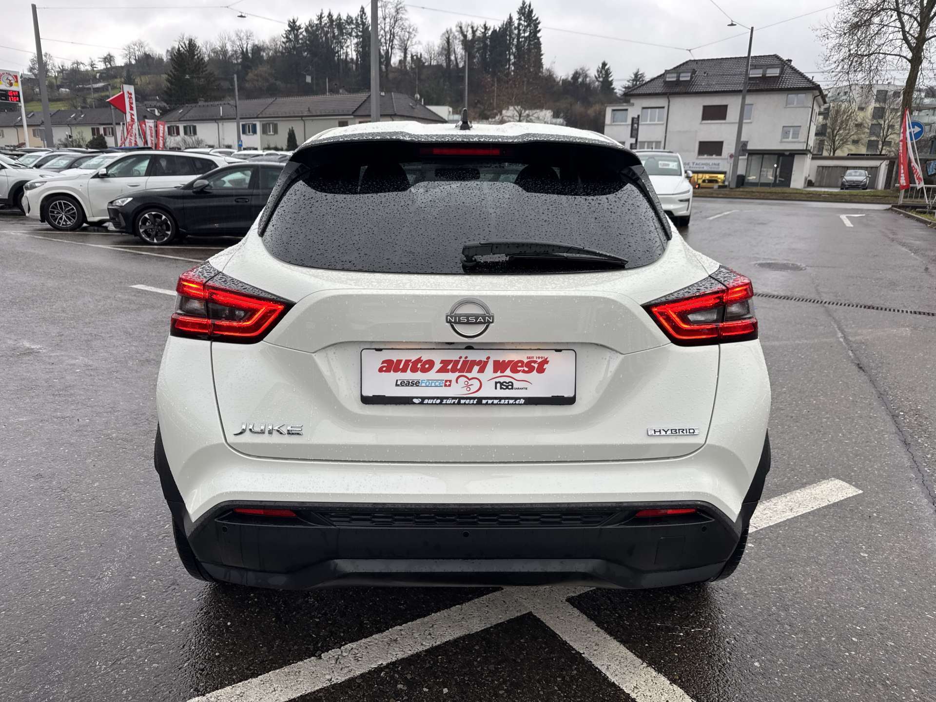 NISSAN Juke 1.6 FHEV Hybrid N-Connecta Automat-image-14