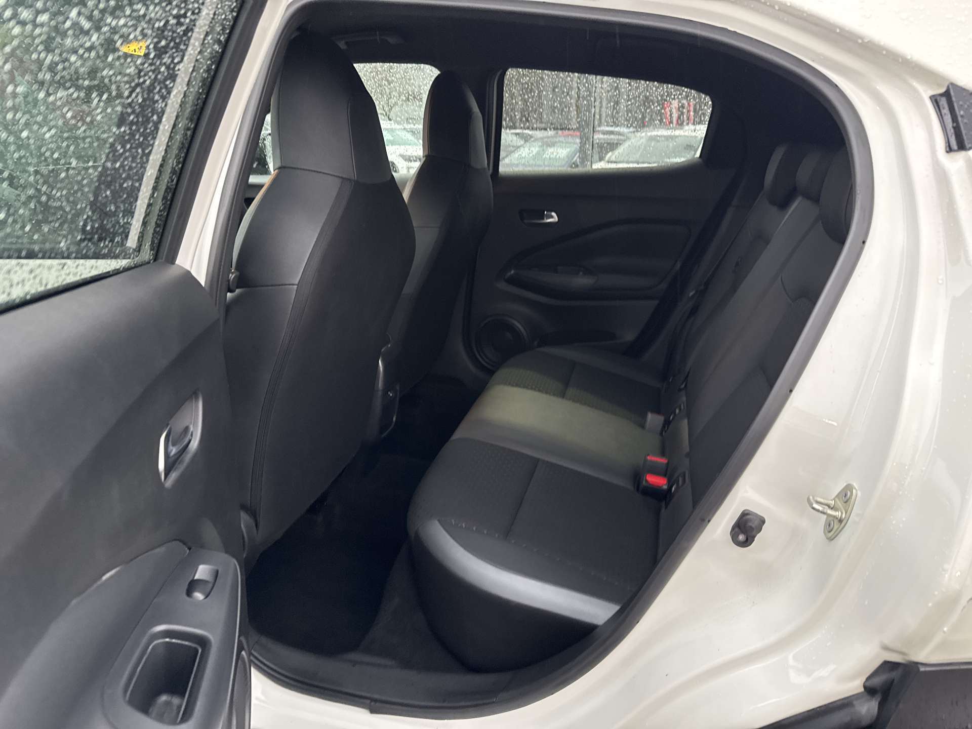 NISSAN Juke 1.6 FHEV Hybrid N-Connecta Automat-image-6