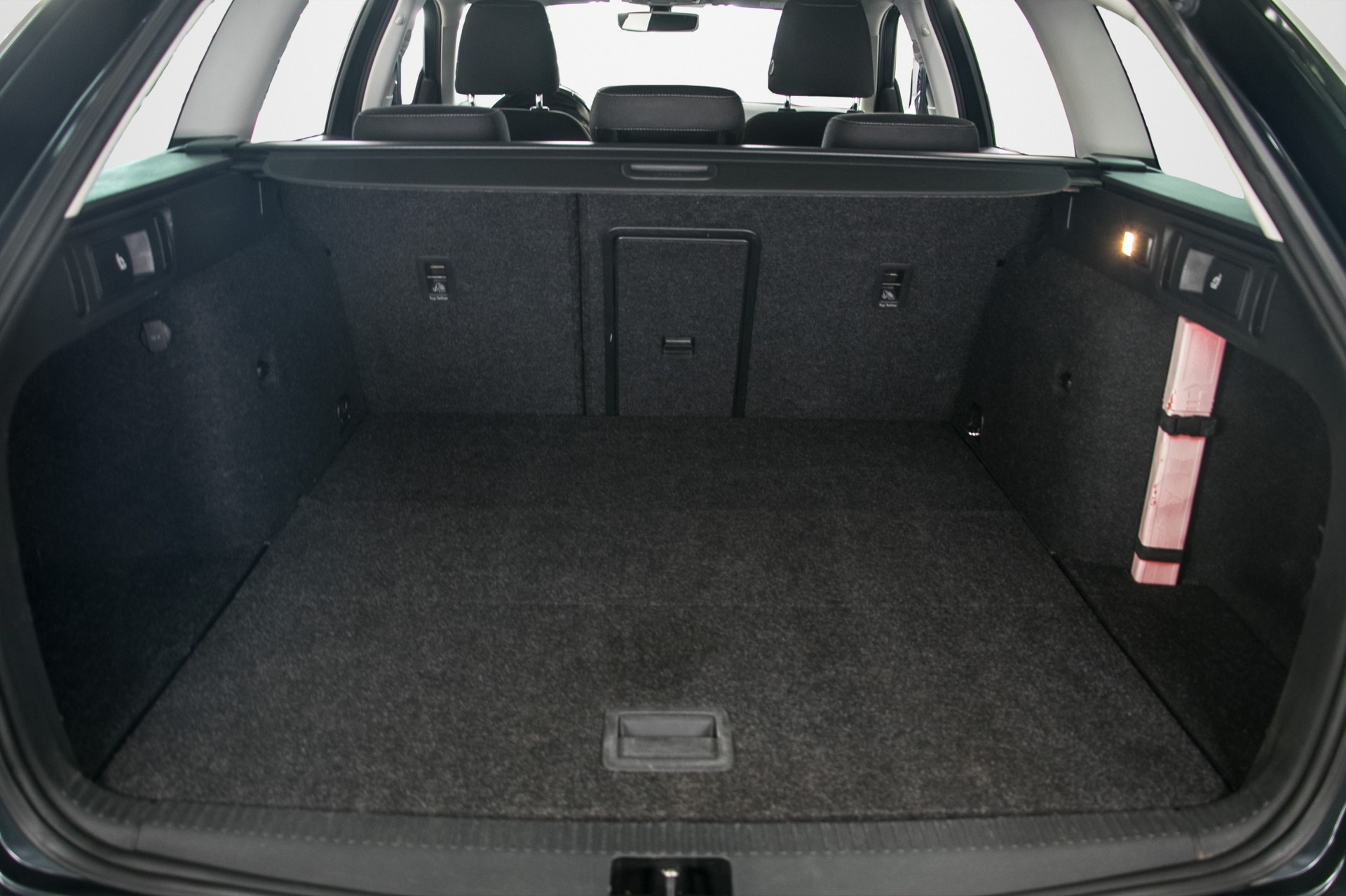 SKODA Octavia Combi 1.5 TSI Clever DSG-image-11