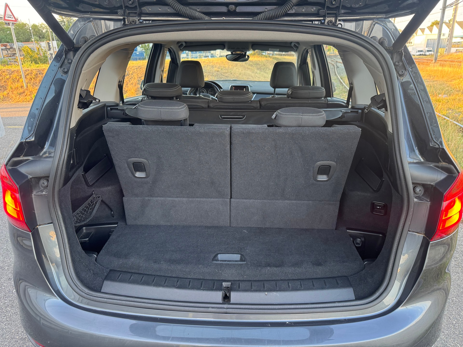 BMW 220i Gran Tourer Sport Line Steptronic-image-6