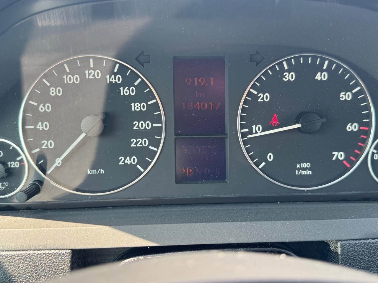 MERCEDES-BENZ A 170 Elégance-image-11
