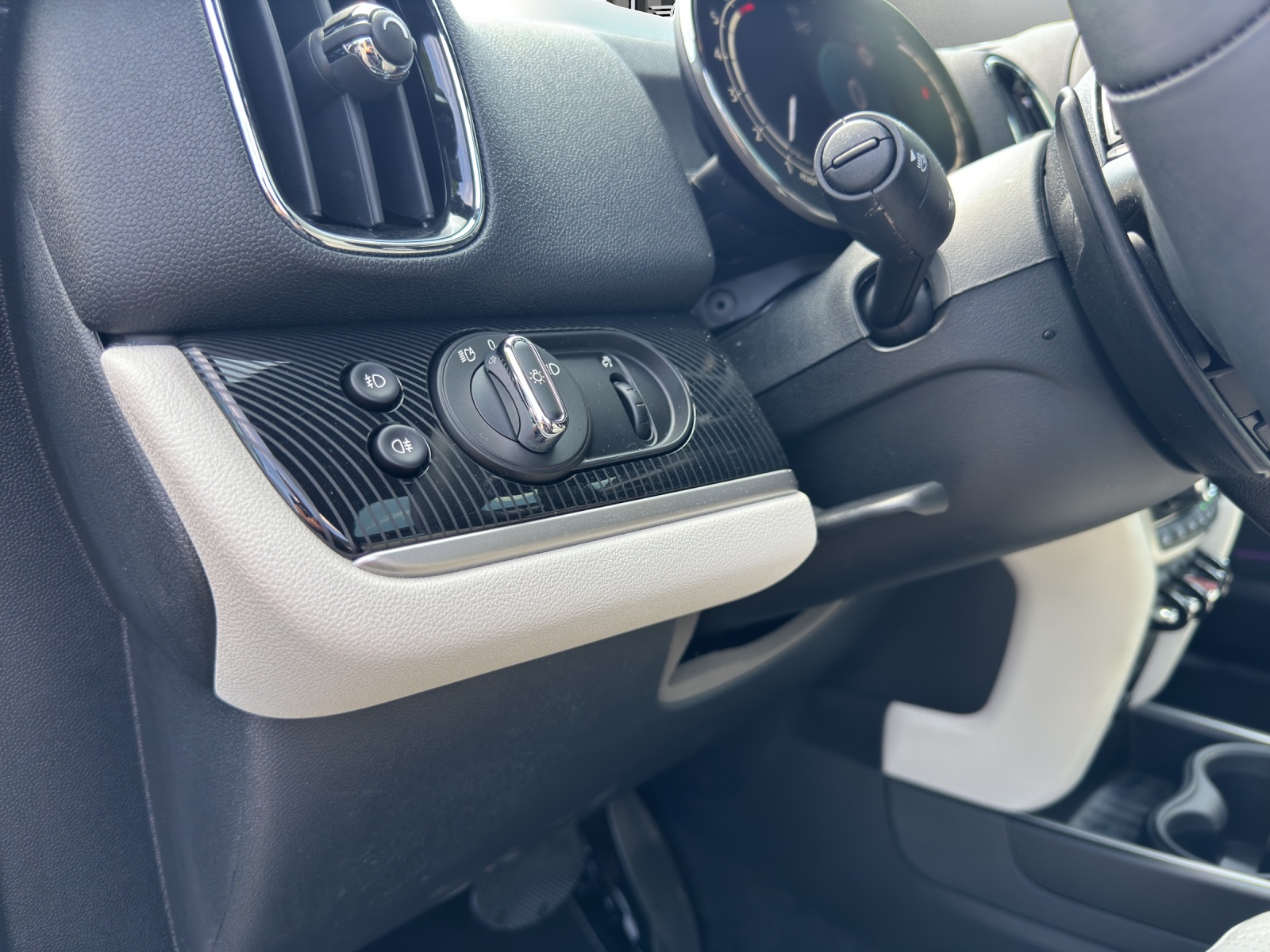 MINI Countryman F60 2.0i Cooper ALL4 MINI YOURS TRIM II-image-15