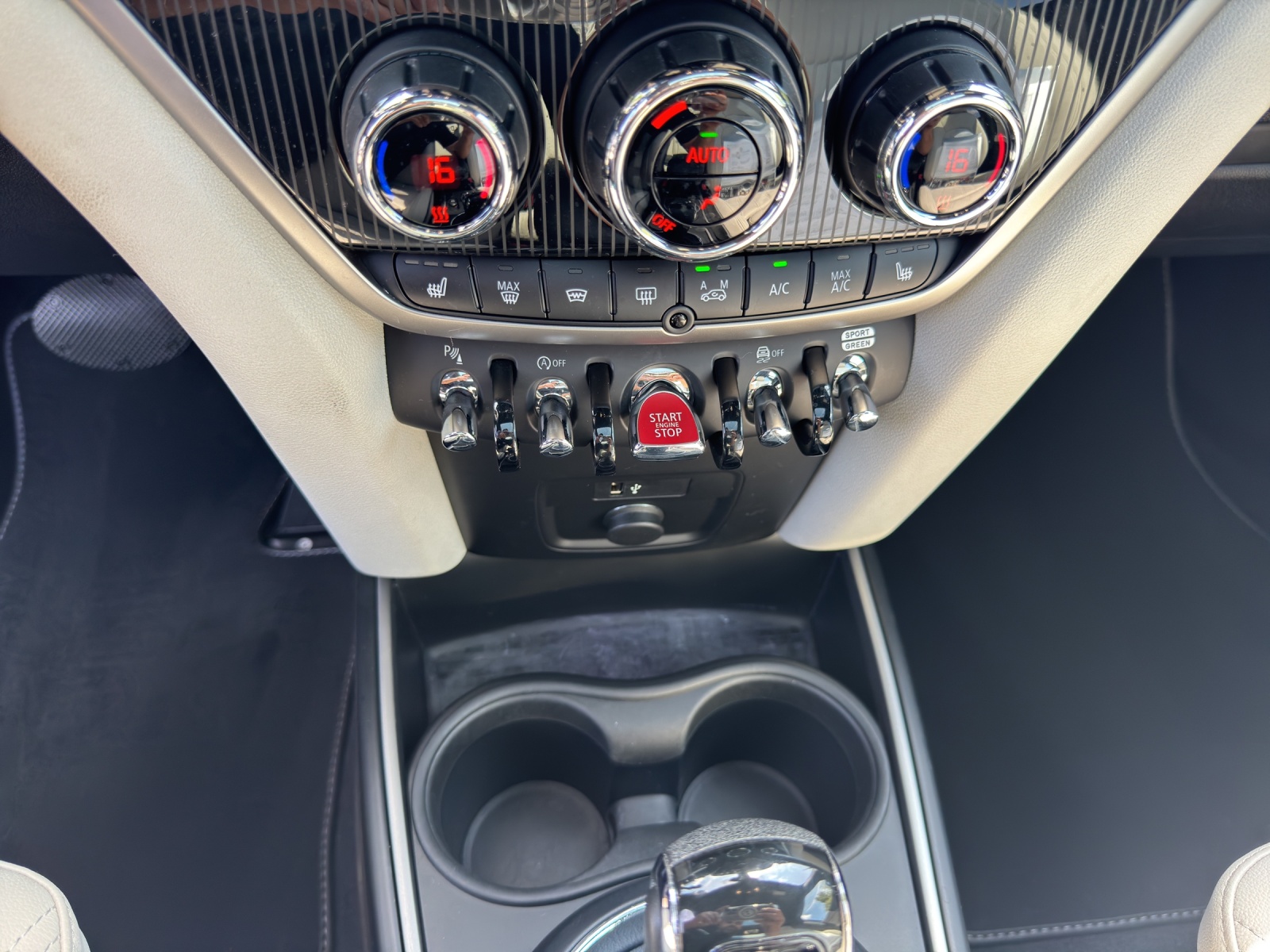 MINI Countryman F60 2.0i Cooper ALL4 MINI YOURS TRIM II-image-14
