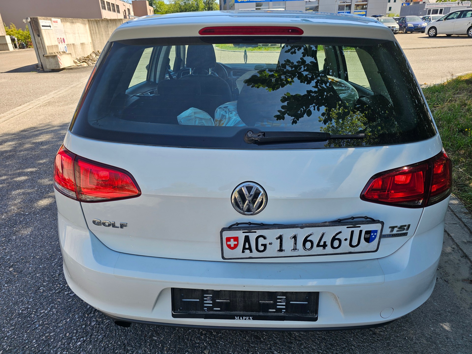 VW Golf 1.2 TSI Trendline-image-6