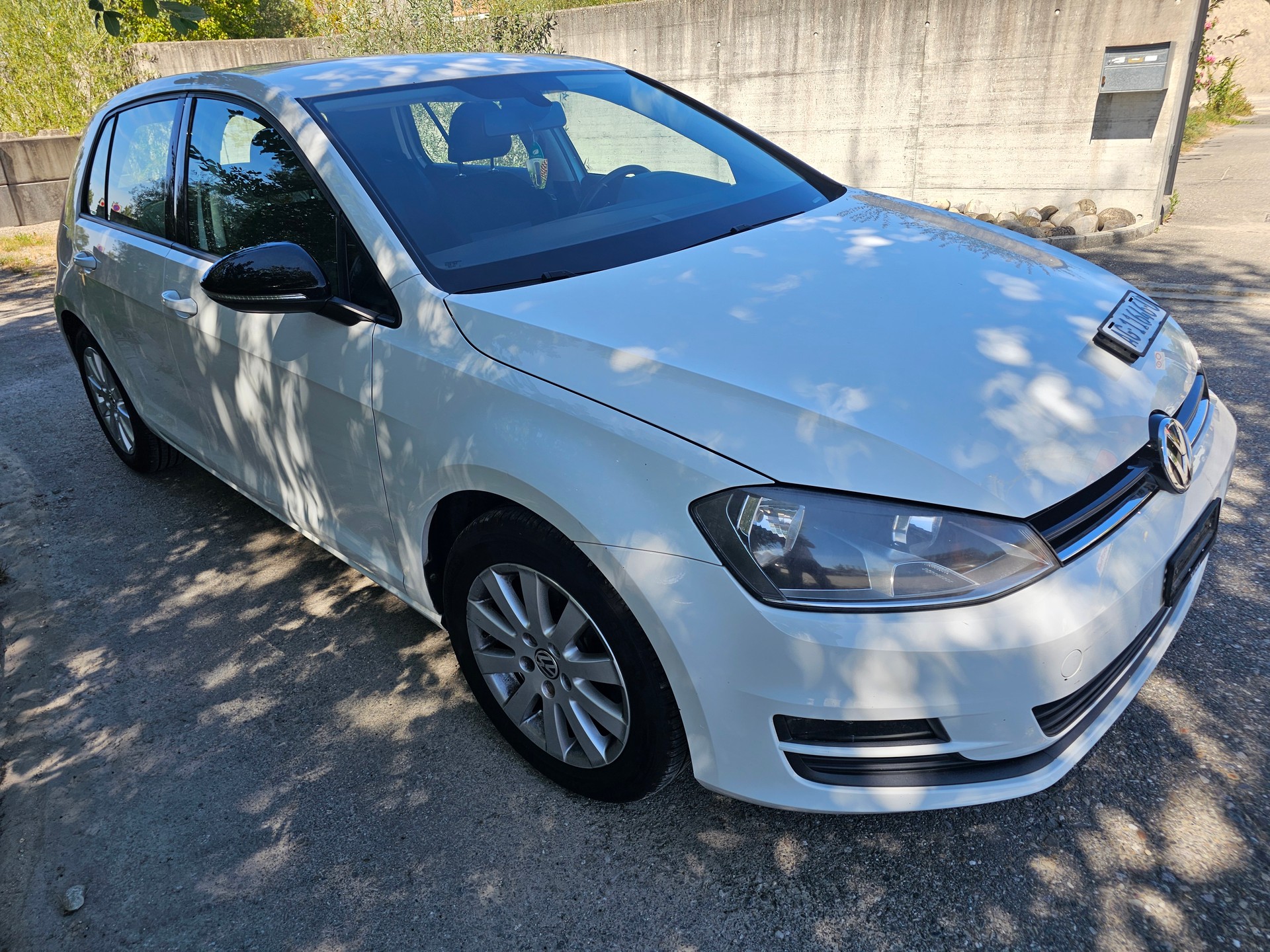 VW Golf 1.2 TSI Trendline-image-1