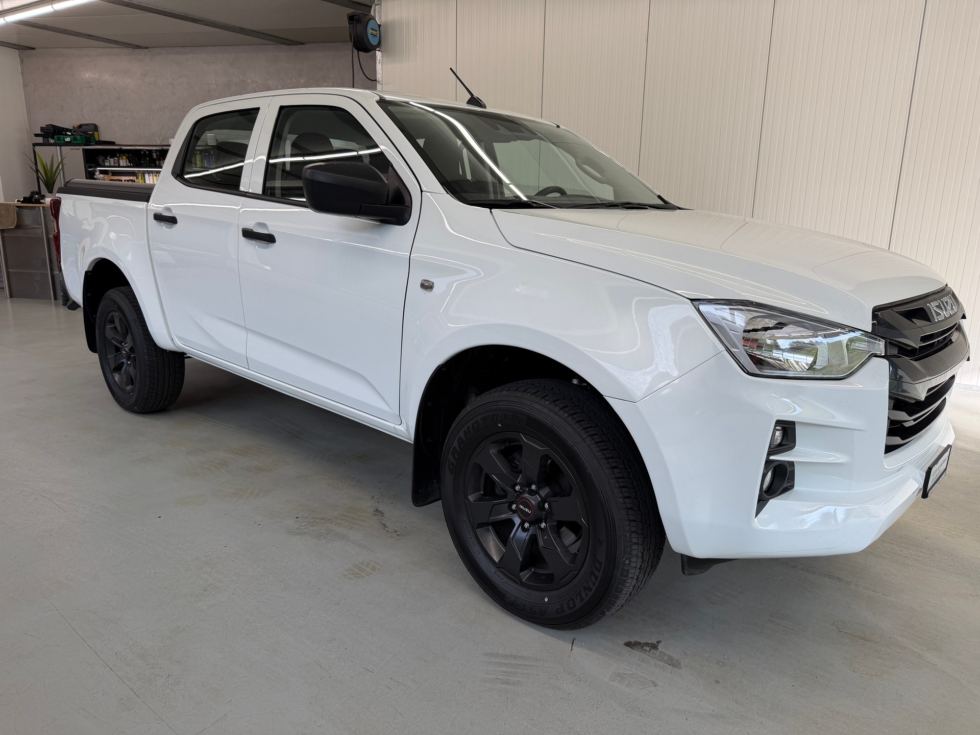 ISUZU D-MAX 1.9 CrewCab N60B 4x4 AT-image-1