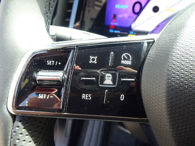 RENAULT Mégane E-TECH EV60 Iconic-image-11