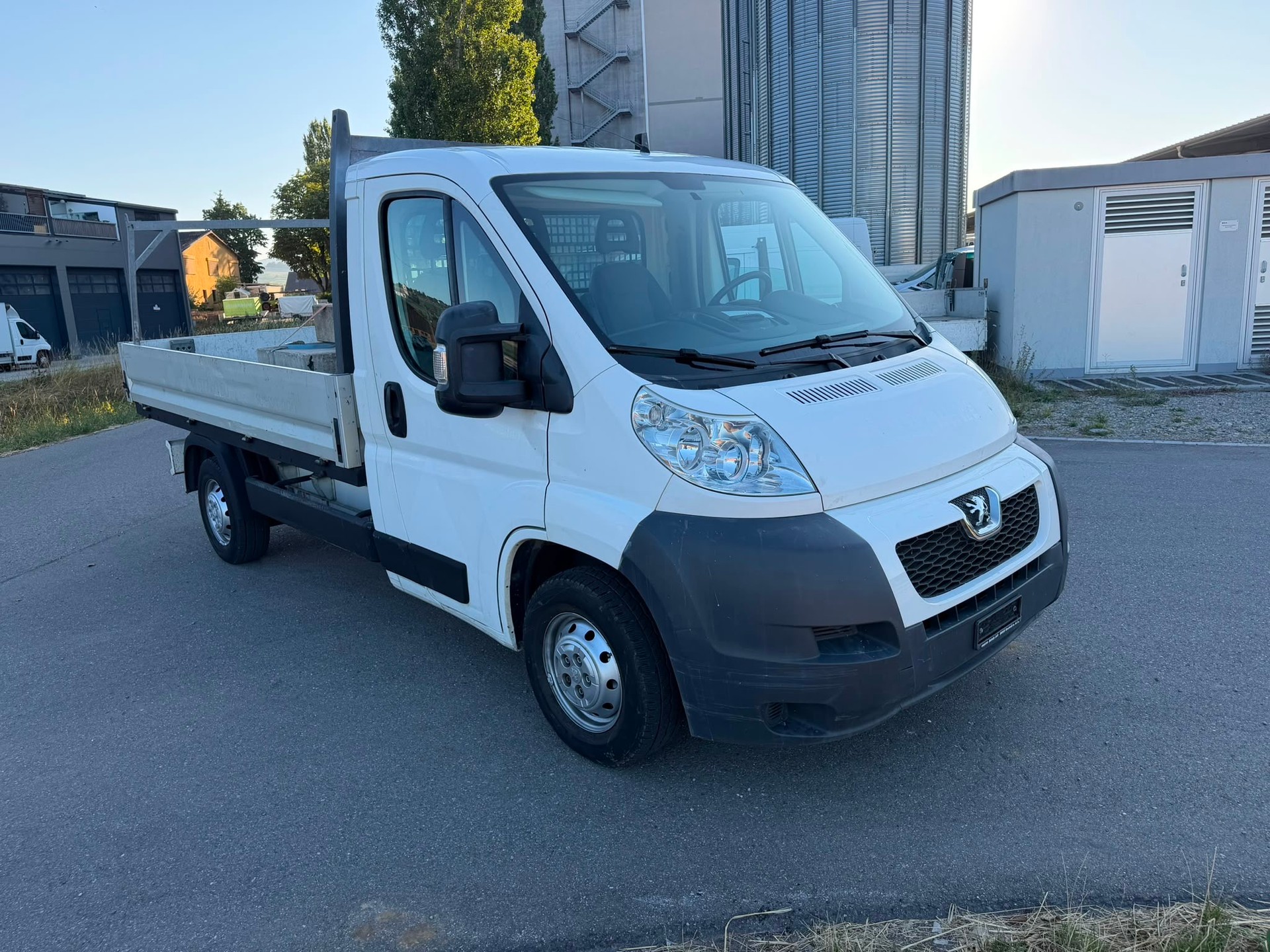 PEUGEOT Boxer 335-130 BC-image-1