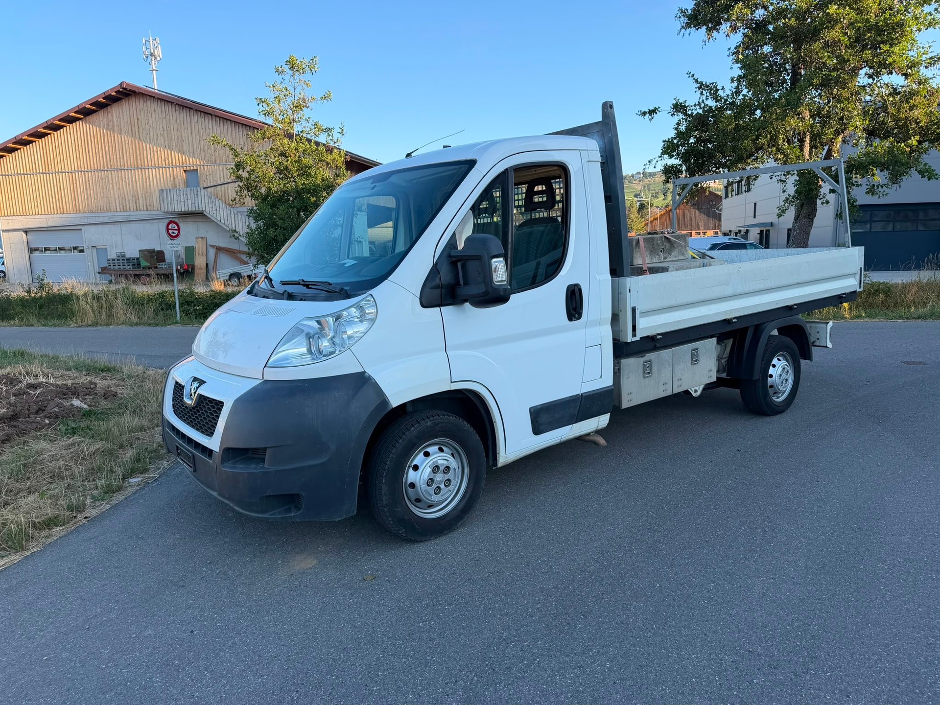 PEUGEOT Boxer 335-130 BC-image-0