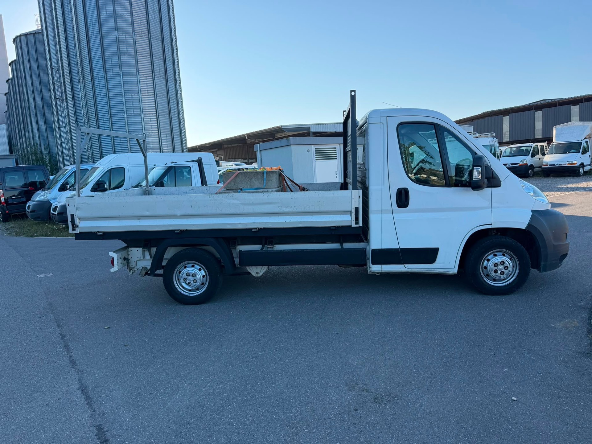 PEUGEOT Boxer 335-130 BC-image-2