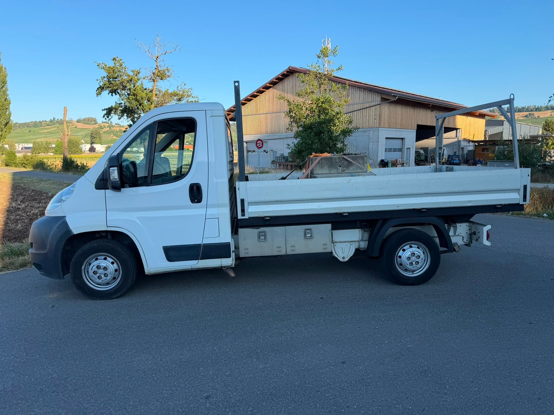 PEUGEOT Boxer 335-130 BC-image-4