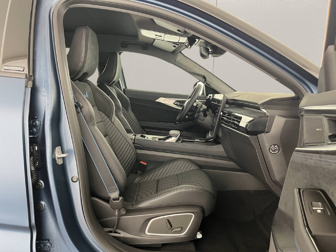RENAULT Austral 1.2 E-Tech esprit Alpine-image-15