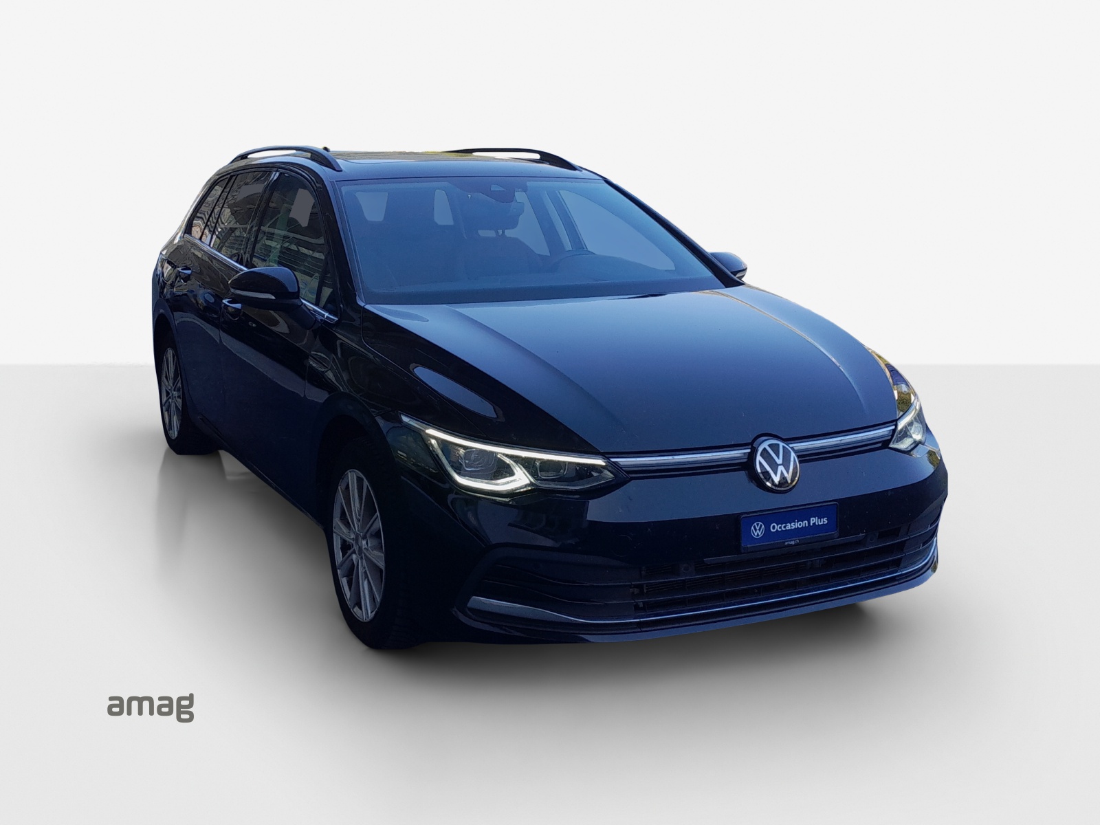 VW Golf Variant 1.5 eTSI mHEV Style-image-5