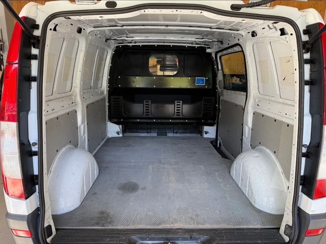 MERCEDES-BENZ Vito 113 CDI Blue Efficiency 4Matic A-image-9
