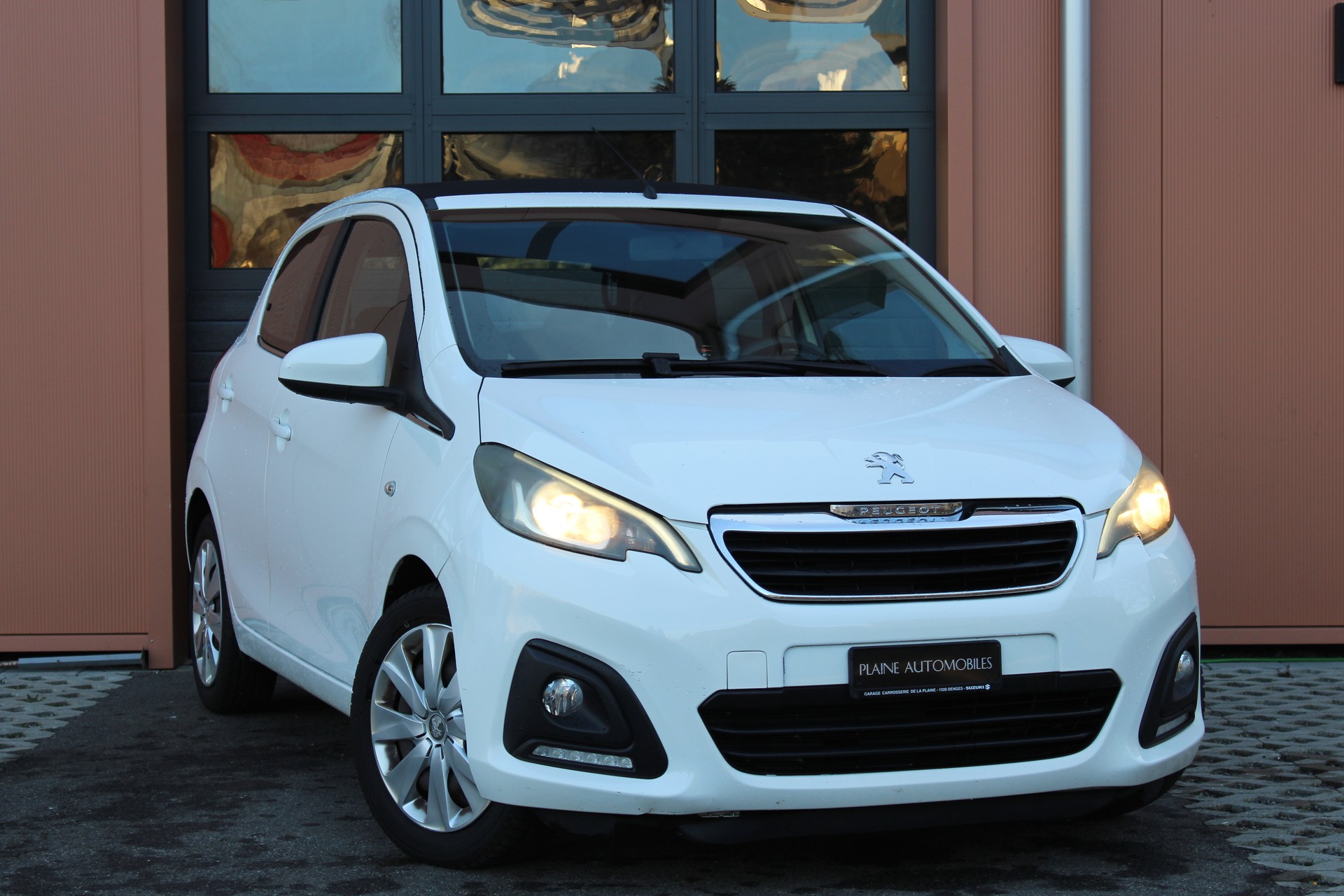 PEUGEOT 108 1.2 VTi Active Top-image-0
