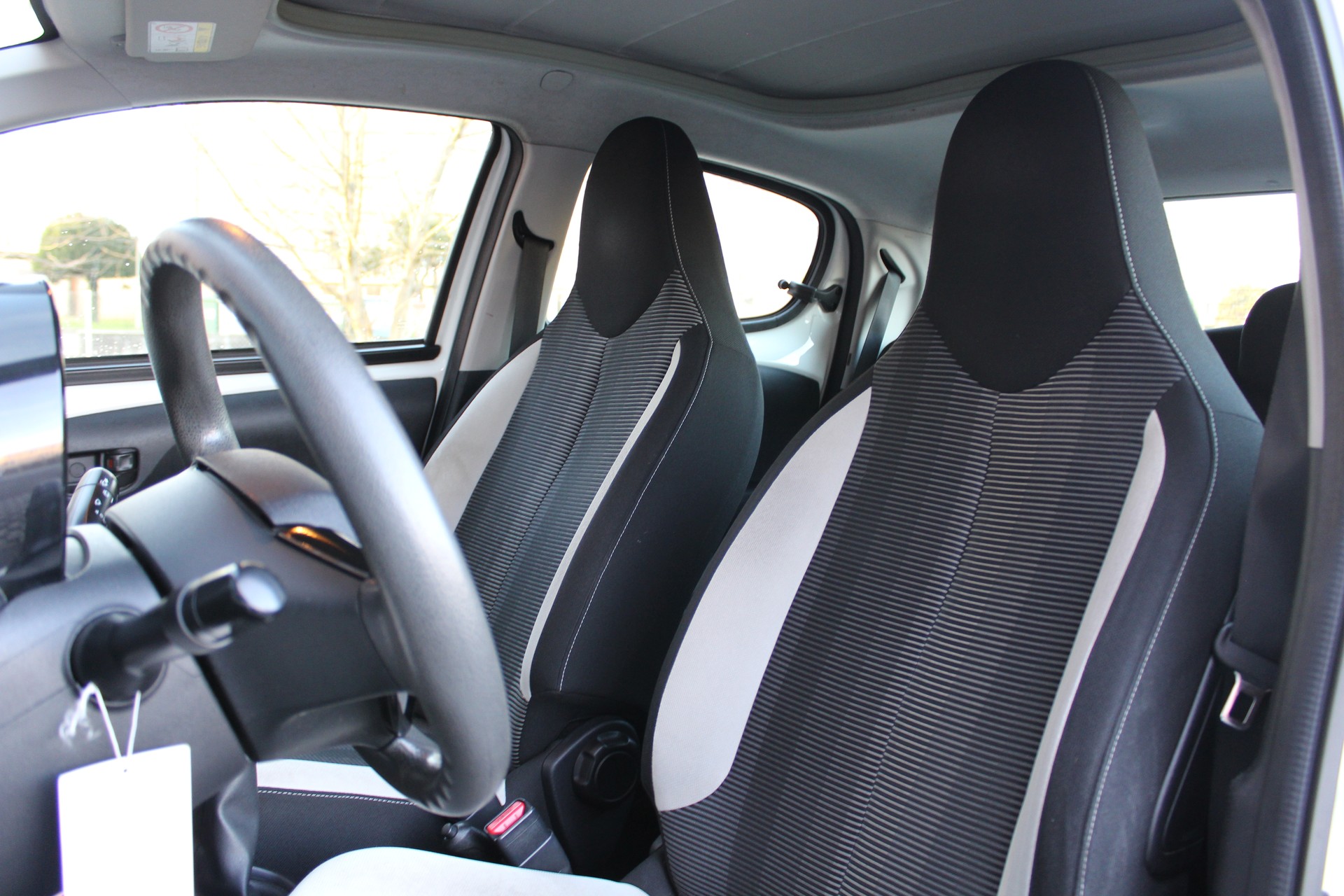 PEUGEOT 108 1.2 VTi Active Top-image-14