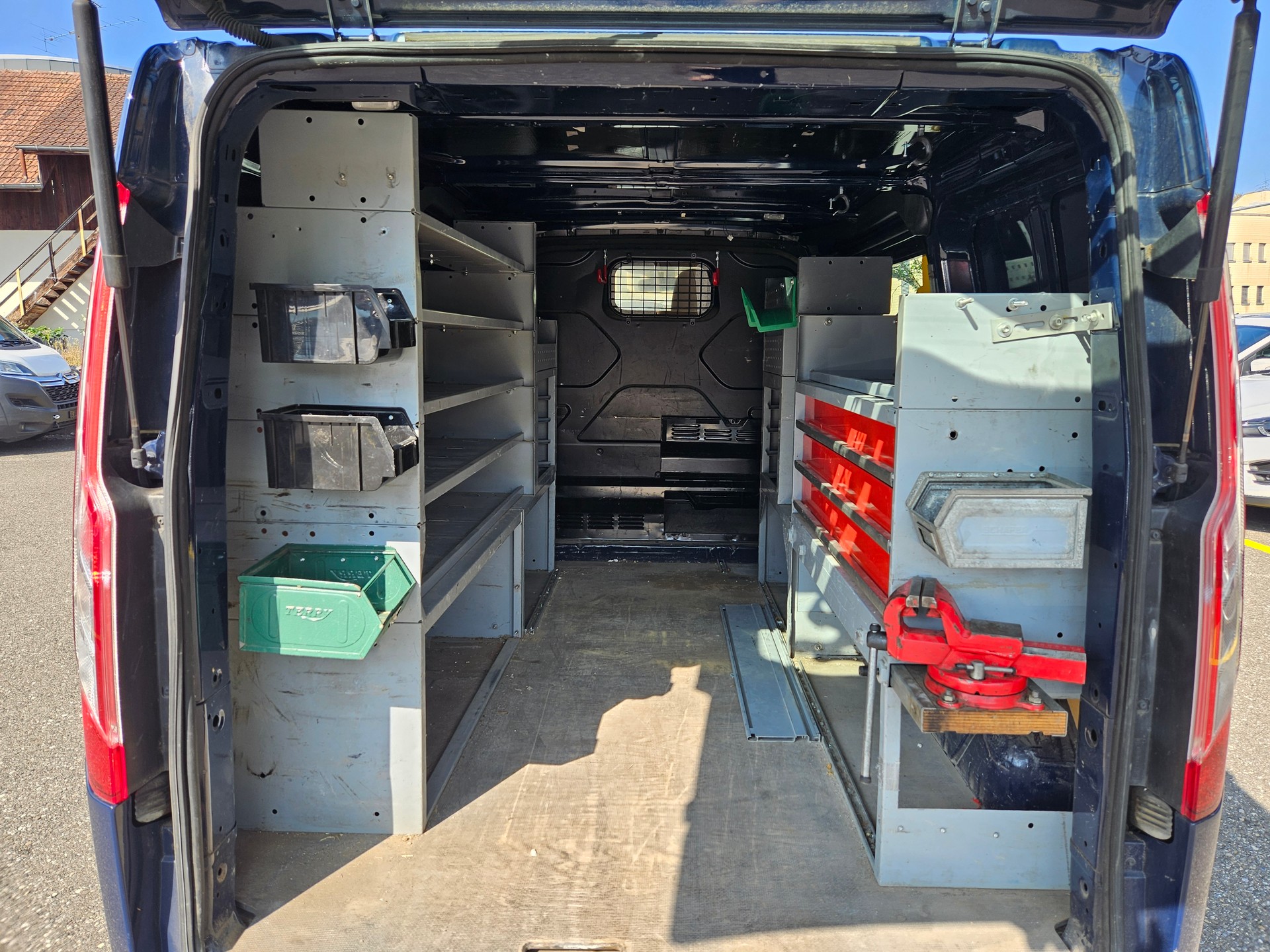 FORD Transit Custom Van 340 L1H1 Trend-image-4
