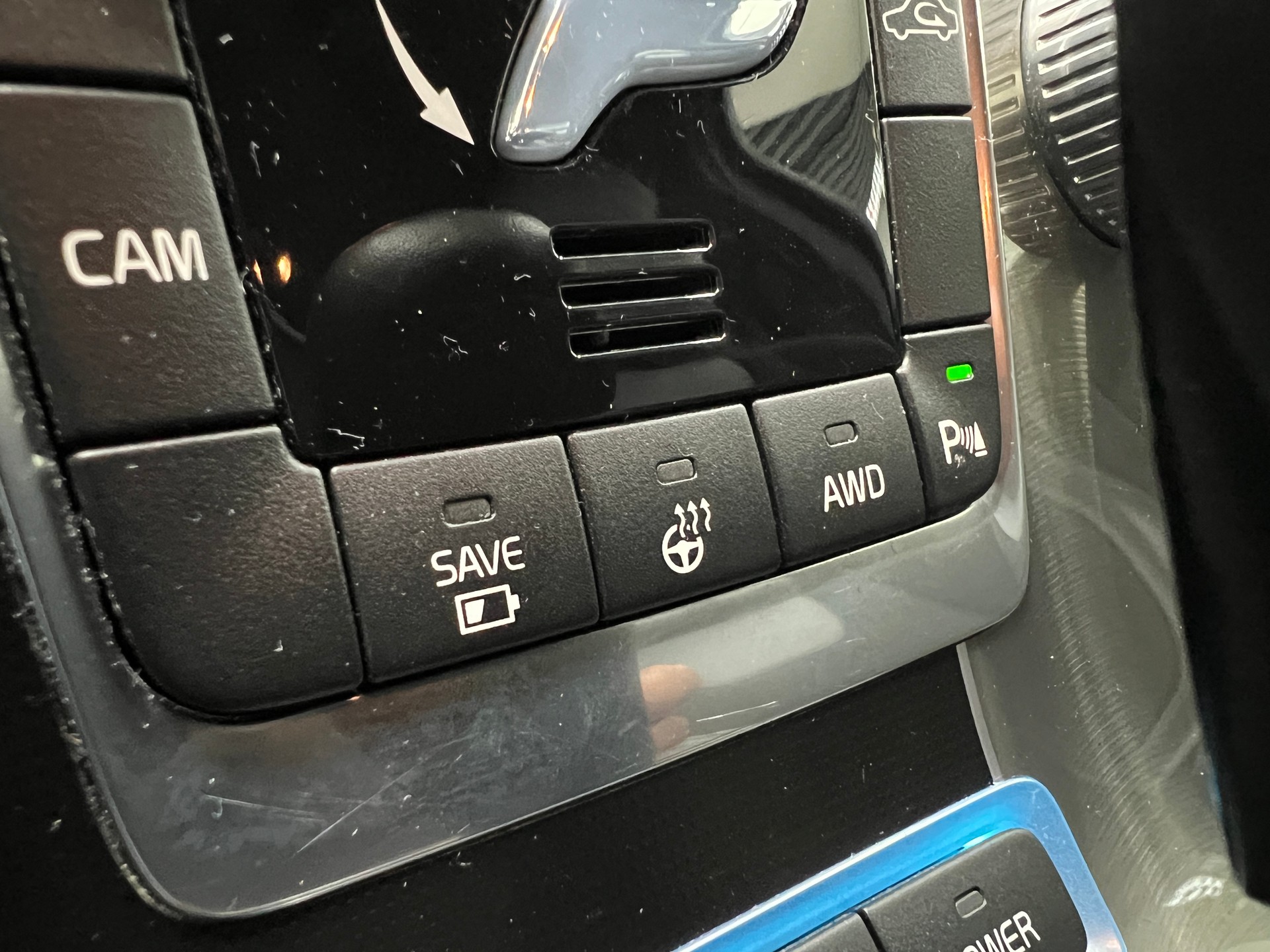 VOLVO V60 D6 AWD Plug-in Hybrid Momentum R-Design-image-17