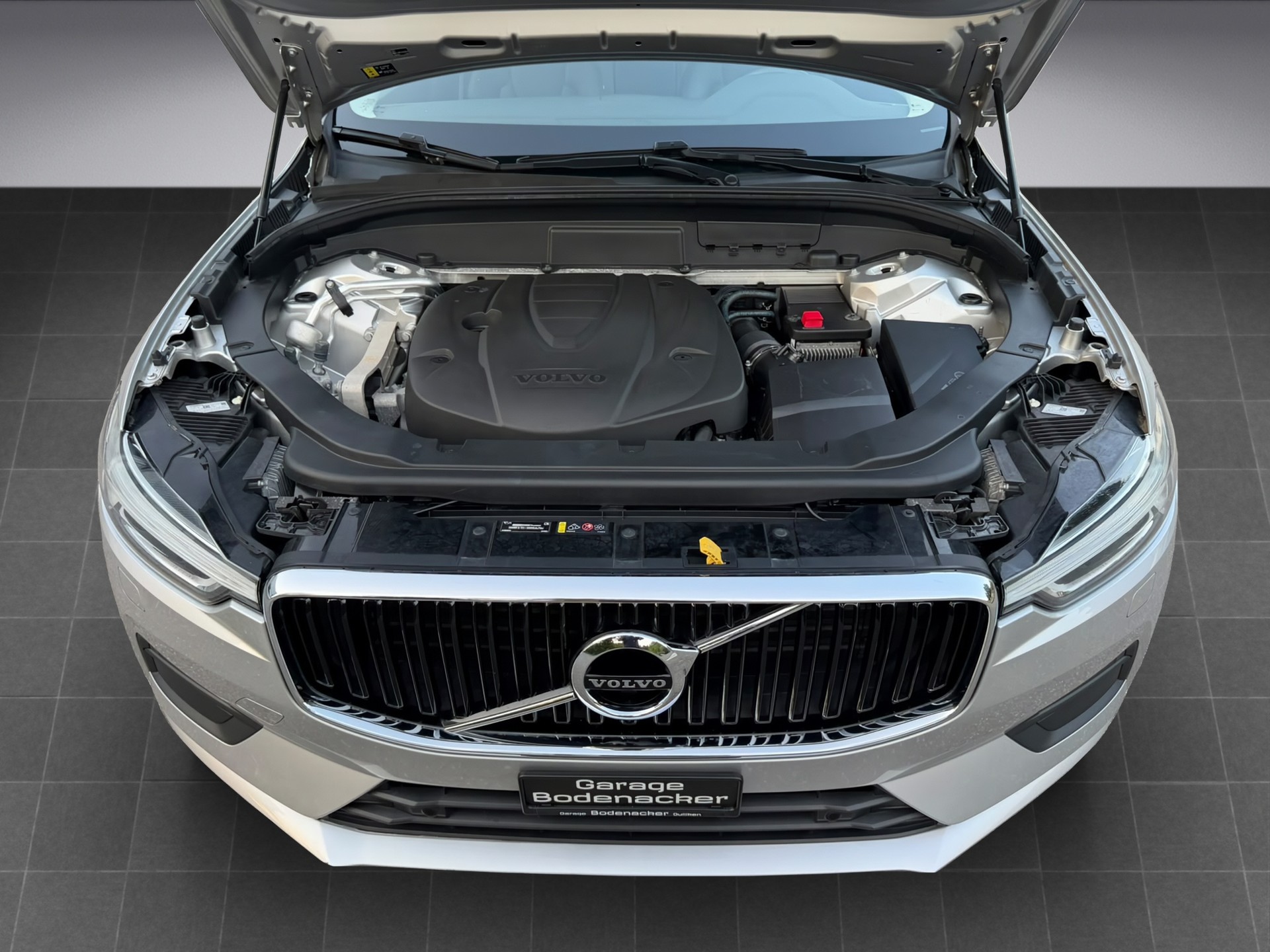VOLVO XC60 D4 AWD Momentum Geartronic * 190PS *-image-15