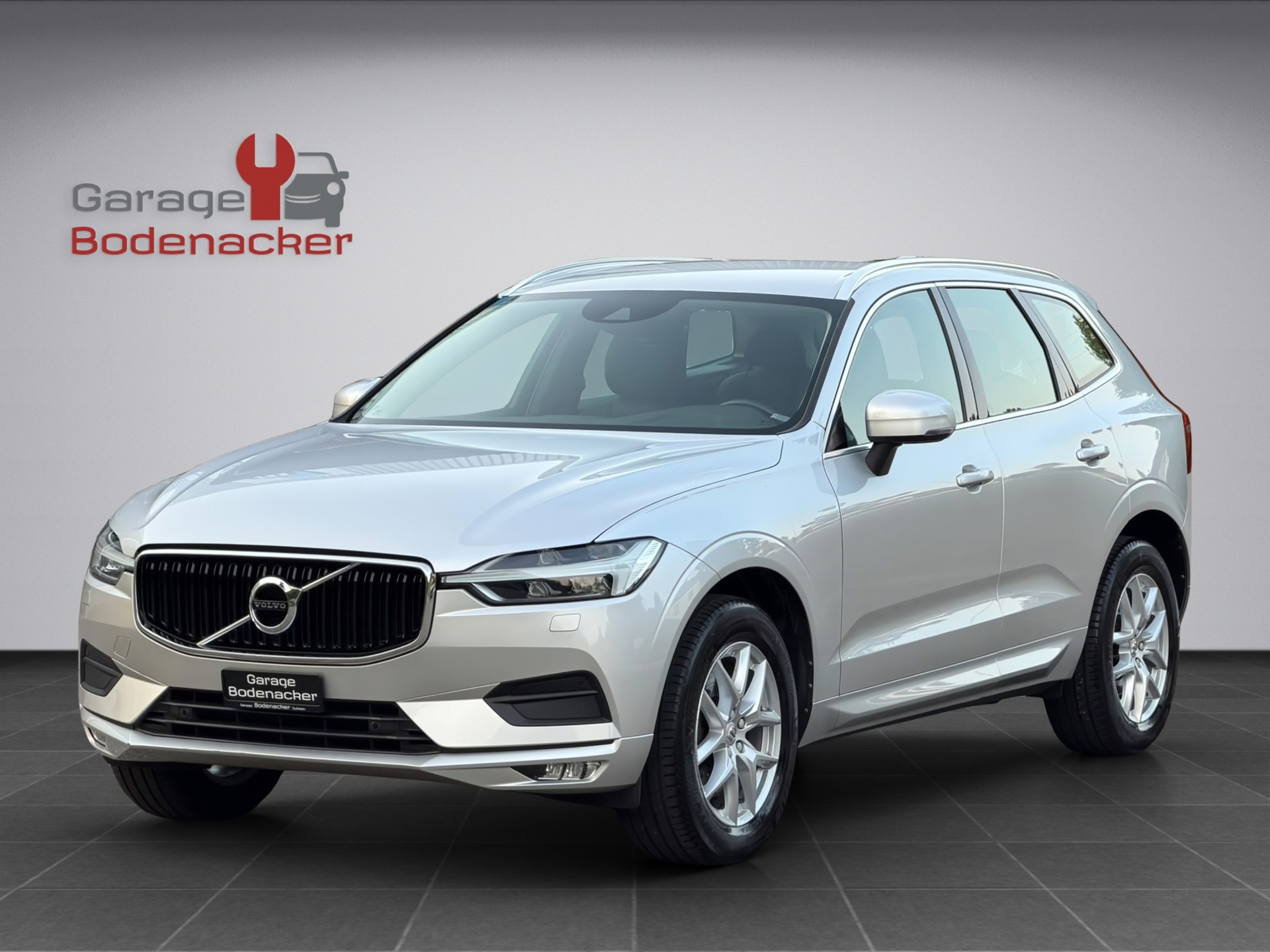 VOLVO XC60 D4 AWD Momentum Geartronic * 190PS *-image-1
