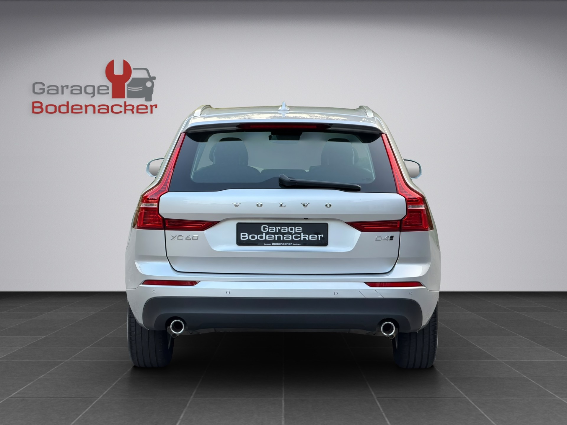 VOLVO XC60 D4 AWD Momentum Geartronic * 190PS *-image-16
