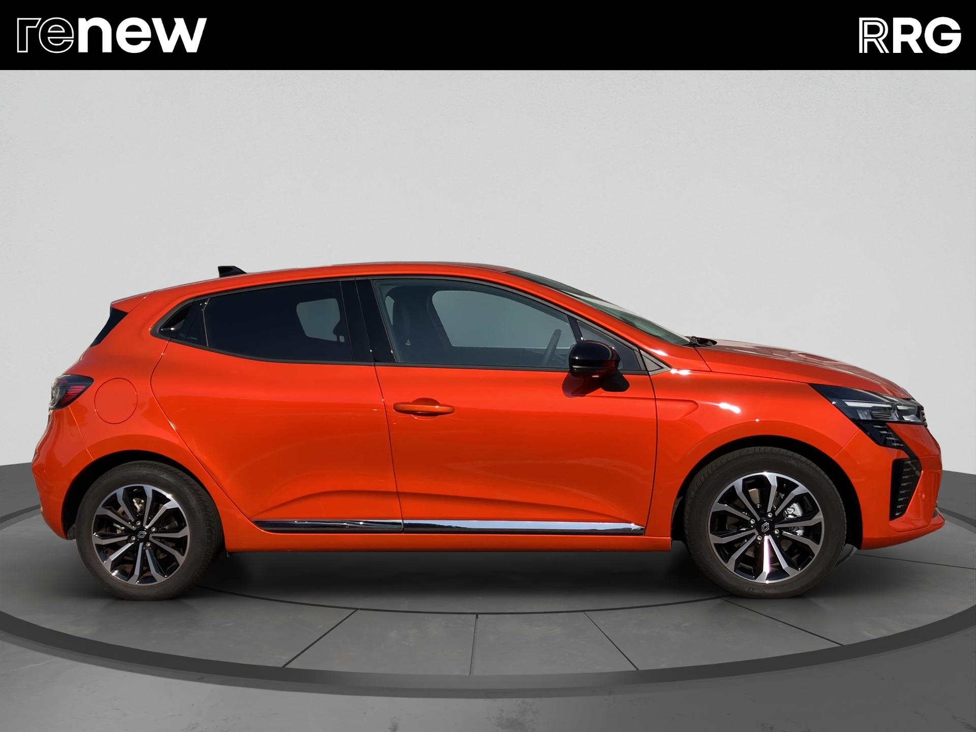 RENAULT Clio 1.6 E-Tech Techno-image-1