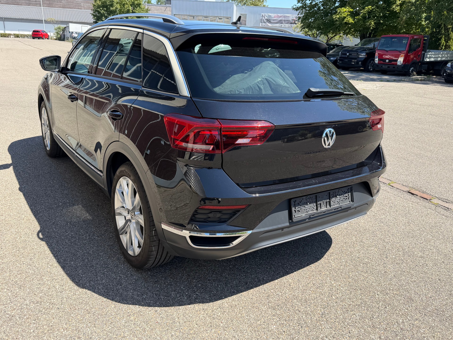 VW T-Roc 2.0 TDI SCR Sport DSG 4Motion-image-3