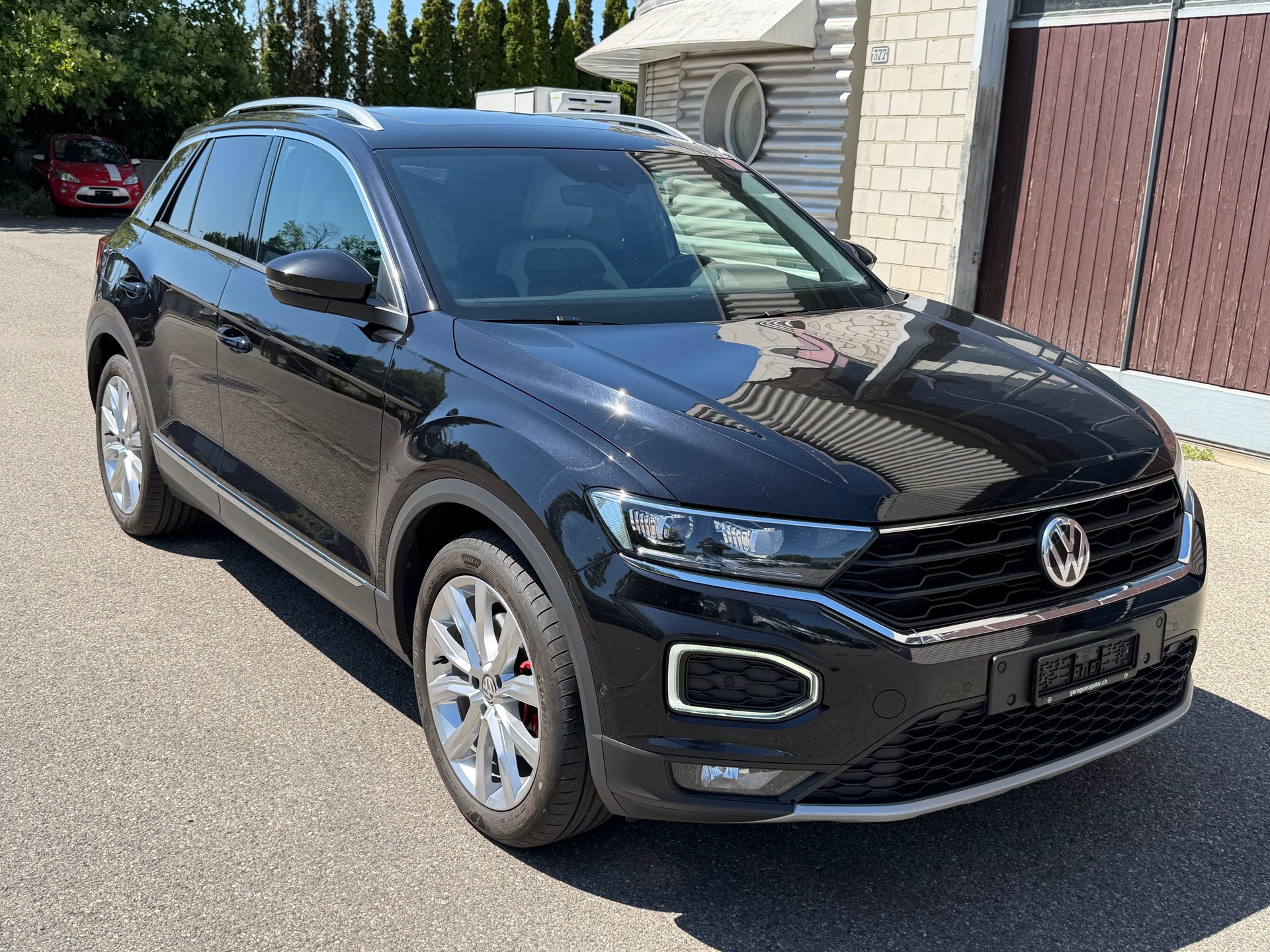 VW T-Roc 2.0 TDI SCR Sport DSG 4Motion-image-1