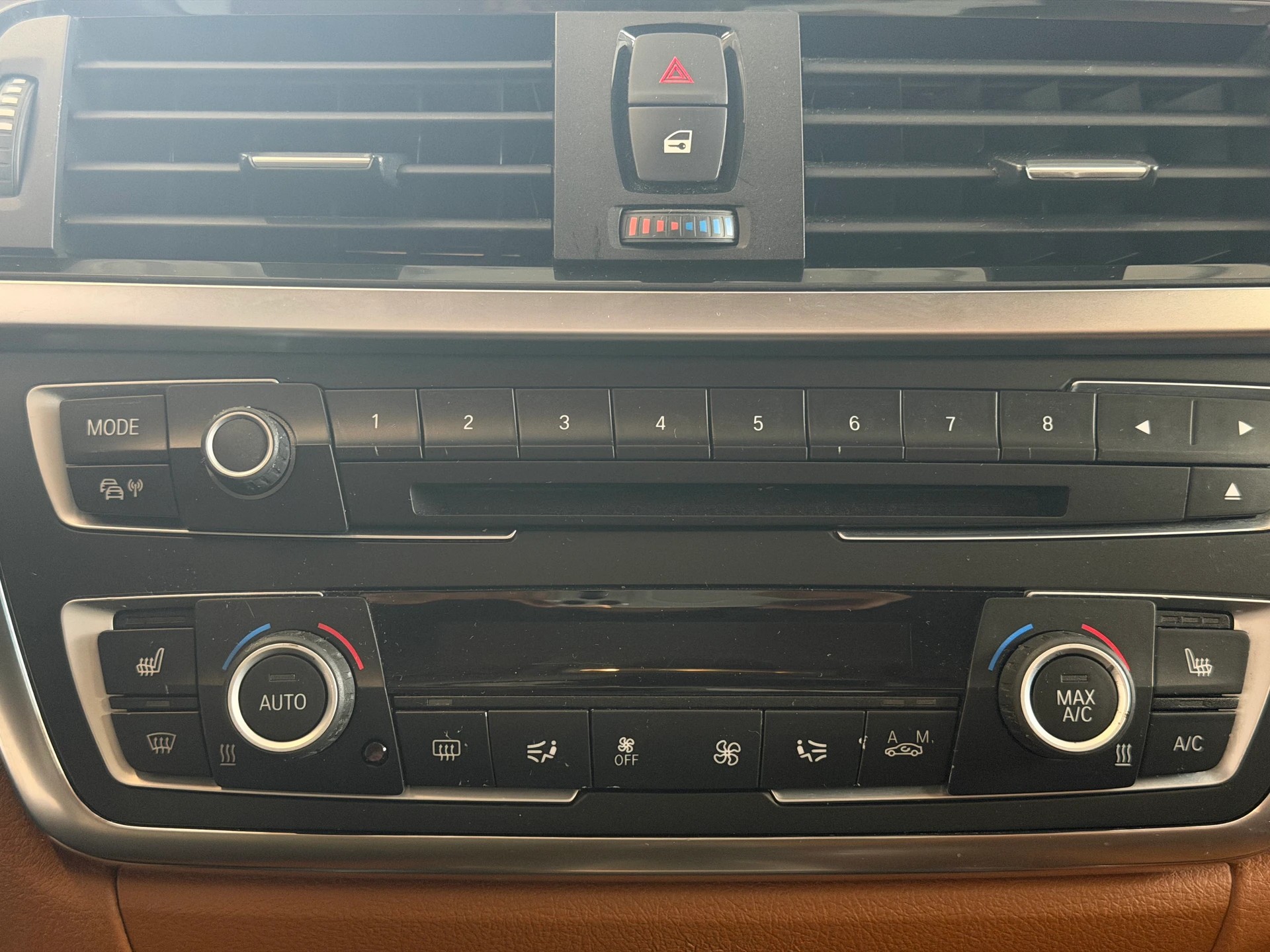 BMW 328i GT xDrive Luxury Line Steptronic | CH-Auto | Frisch MFK |-image-16
