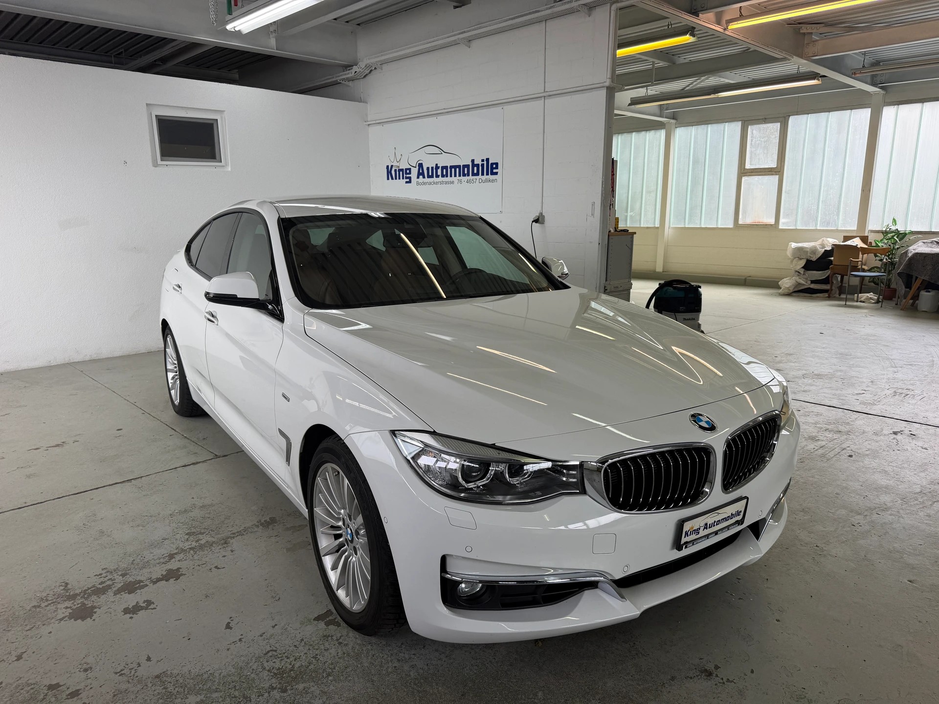 BMW 328i GT xDrive Luxury Line Steptronic | CH-Auto | Frisch MFK |-image-3