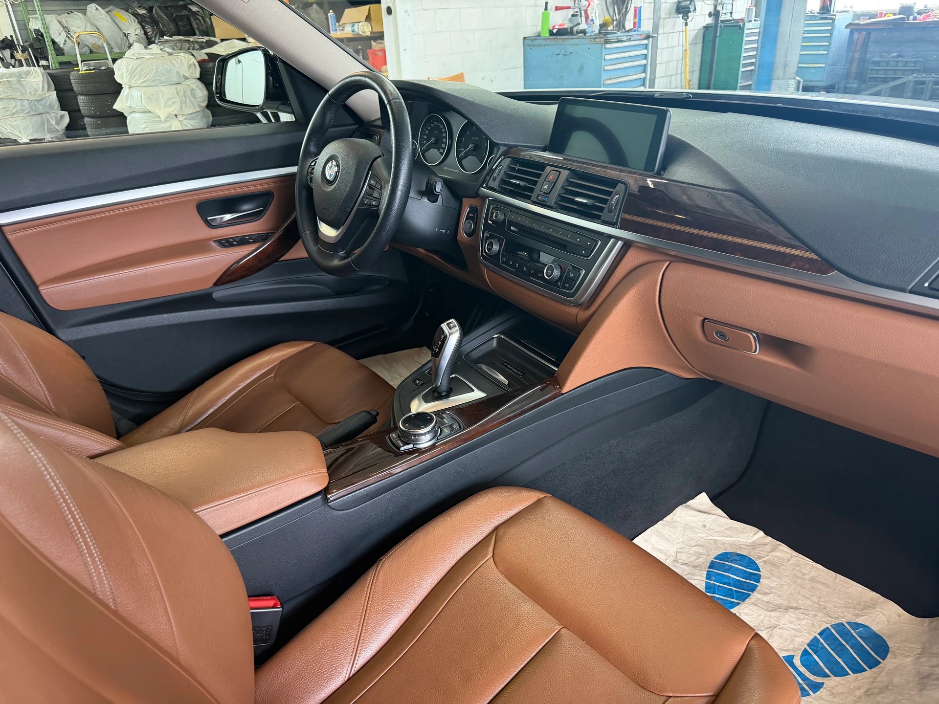 BMW 328i GT xDrive Luxury Line Steptronic | CH-Auto | Frisch MFK |-image-10