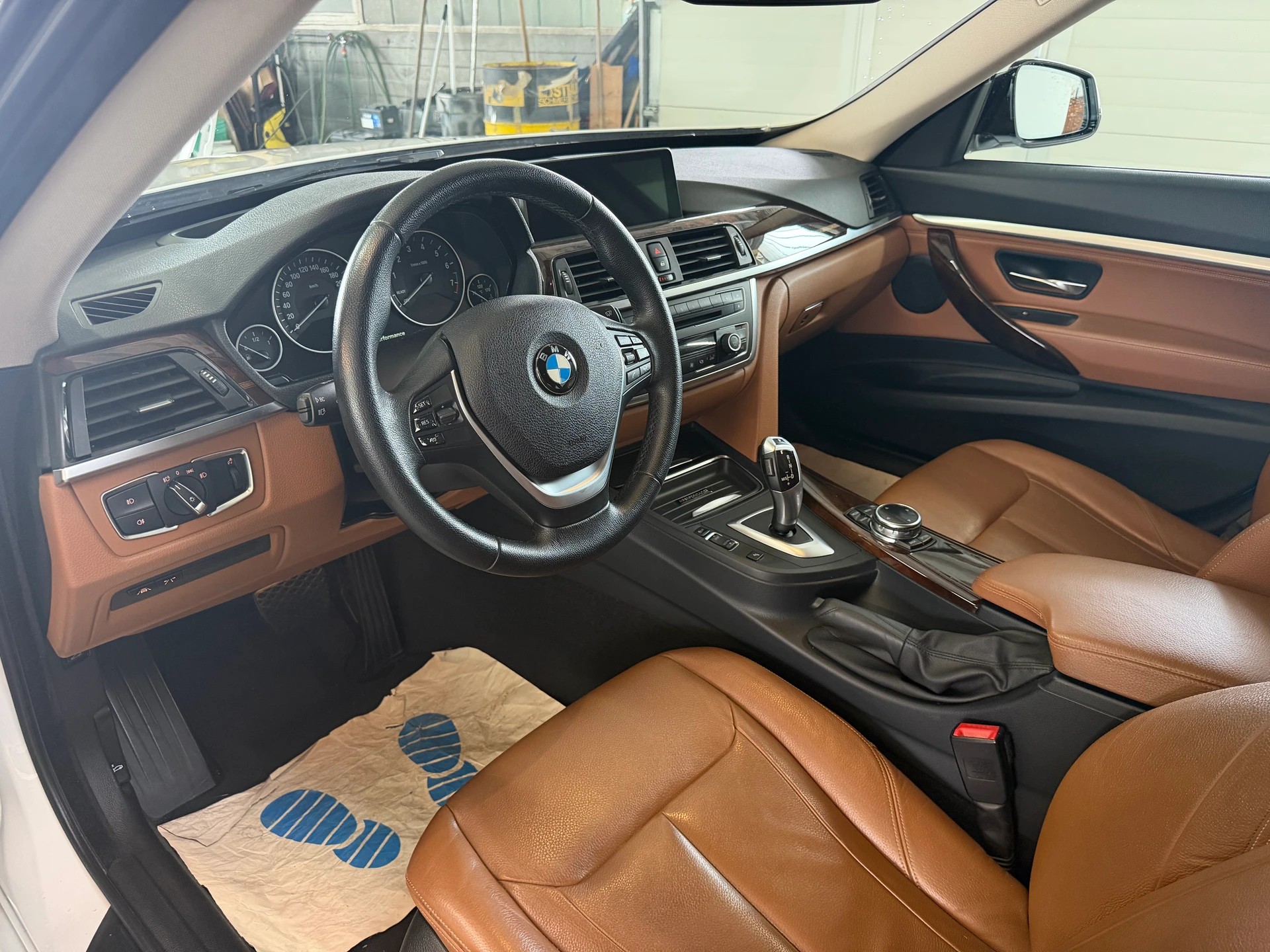 BMW 328i GT xDrive Luxury Line Steptronic | CH-Auto | Frisch MFK |-image-9