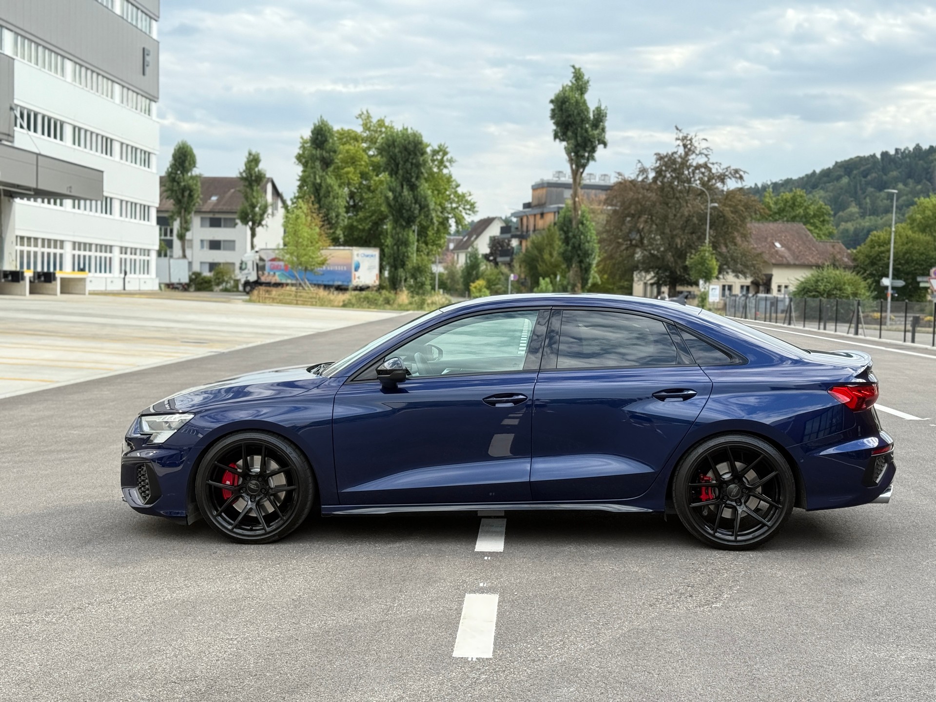 AUDI S3 Limousine 2.0 TFSI quattro S-Tronic-image-3