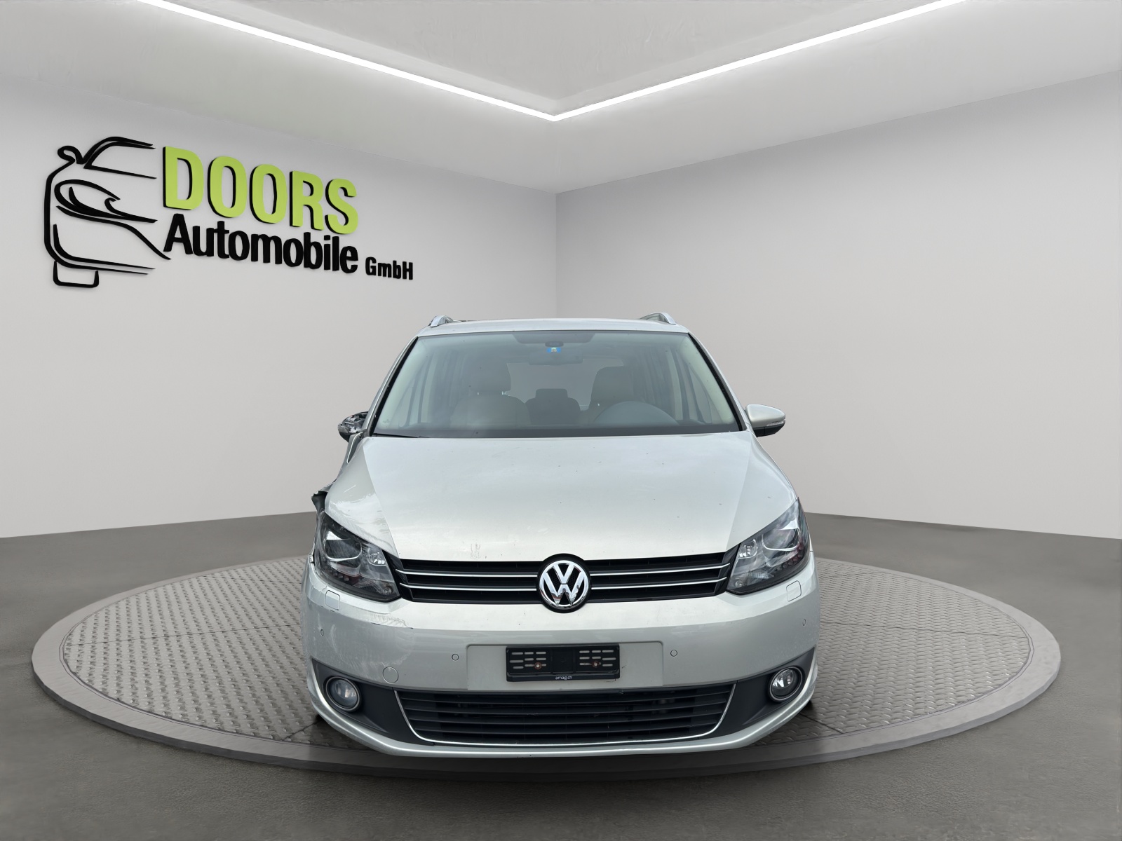 VW Touran 1.4 TSI Highline DSG-image-1