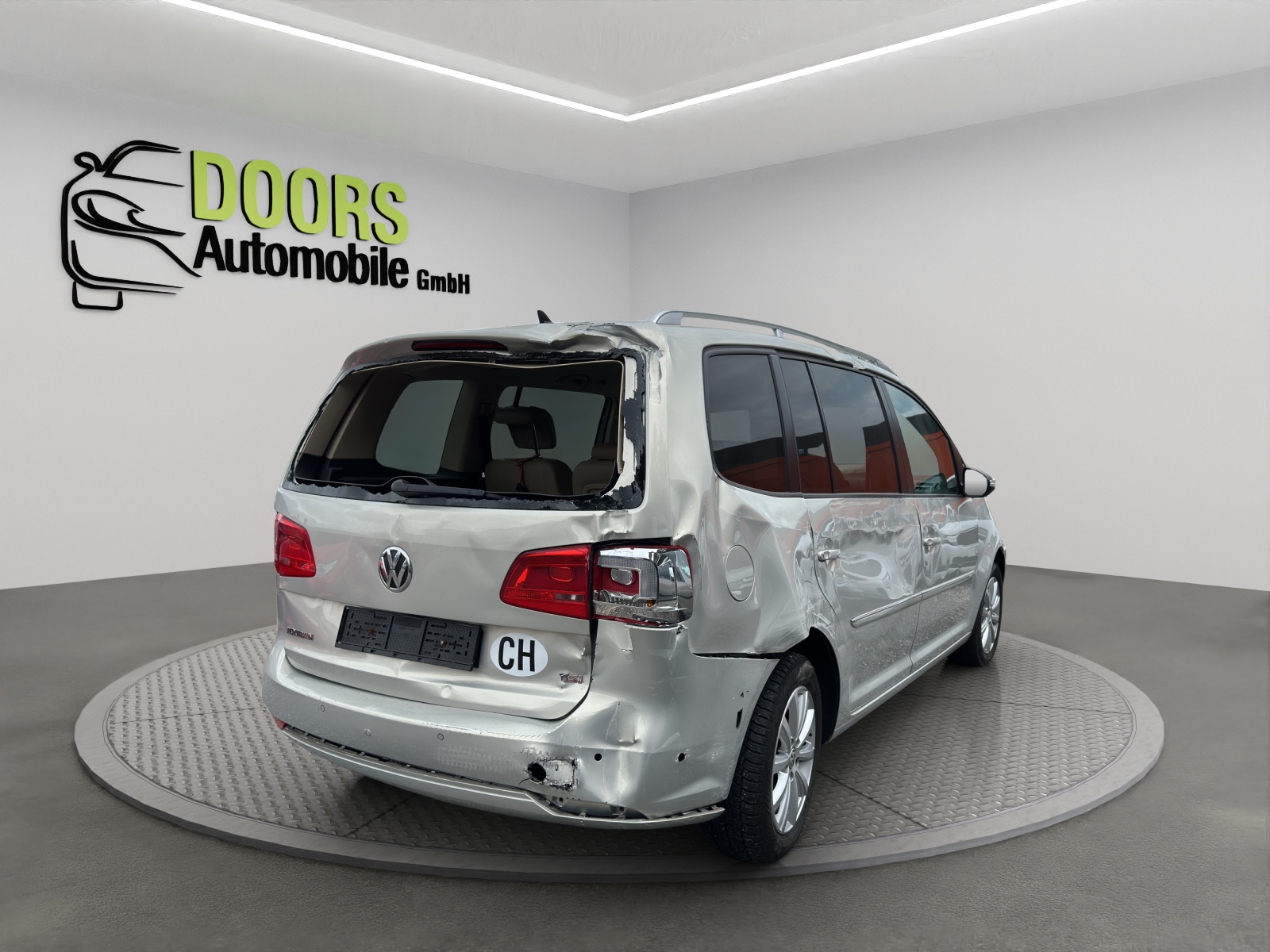 VW Touran 1.4 TSI Highline DSG-image-3