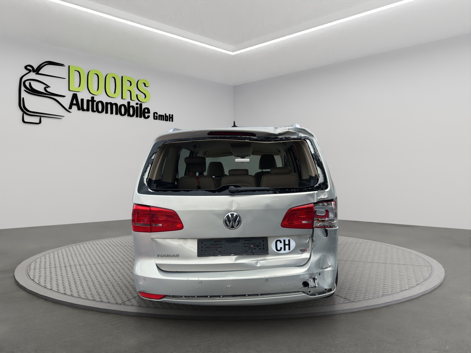 VW Touran 1.4 TSI Highline DSG-image-4