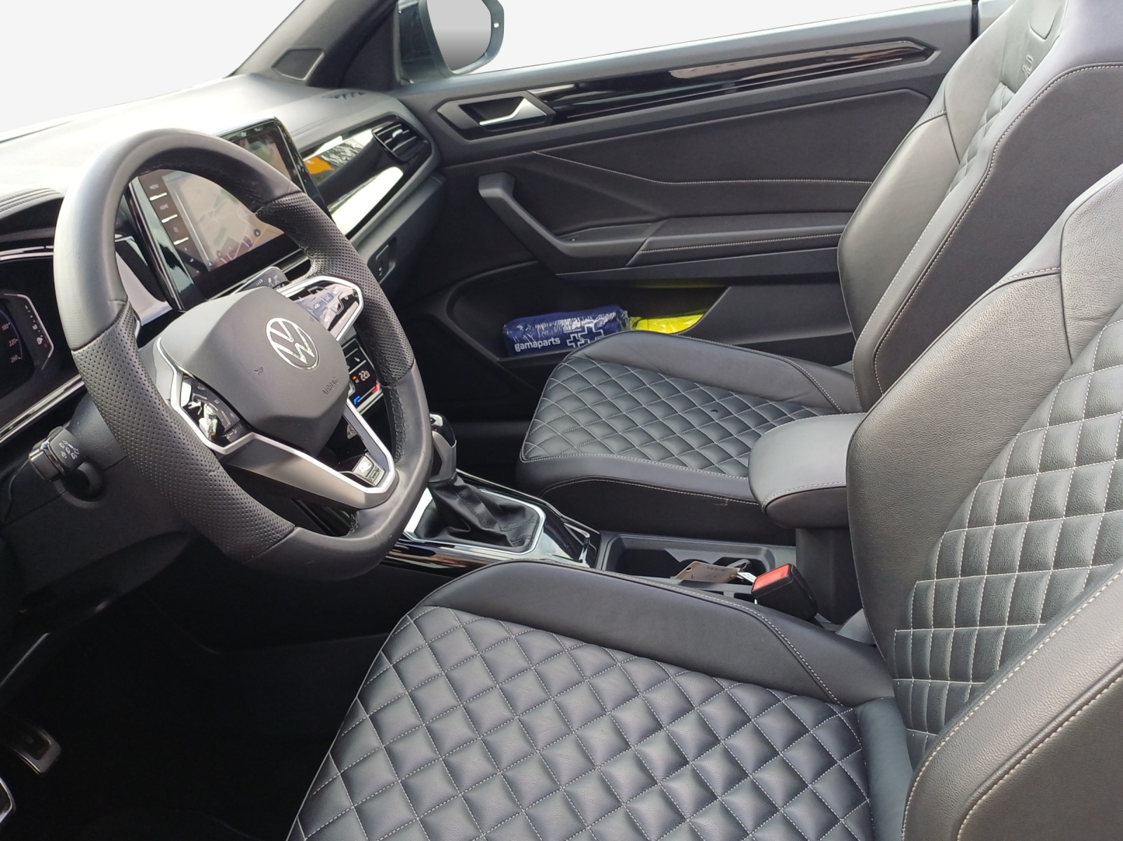 VW T-Roc Cabriolet 1.5 TSI EVO R-Line DSG-image-7