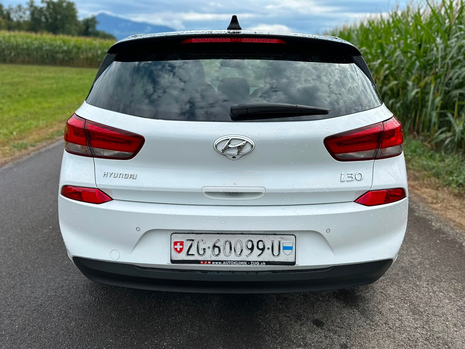 HYUNDAI i30 1.6 CRDi Launch Plus-image-5
