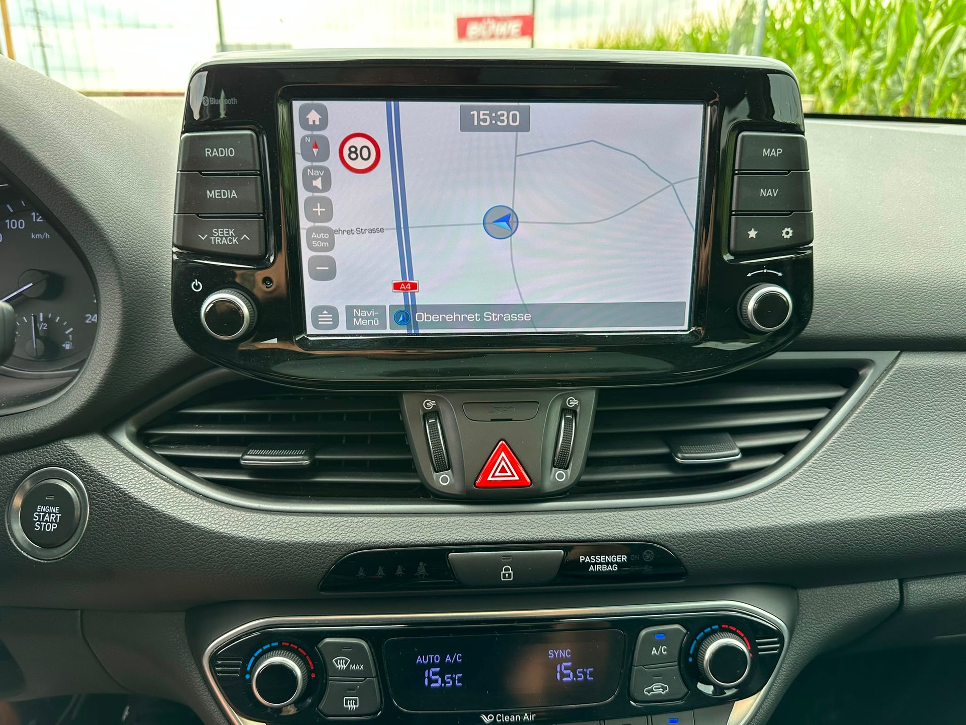 HYUNDAI i30 1.6 CRDi Launch Plus-image-15