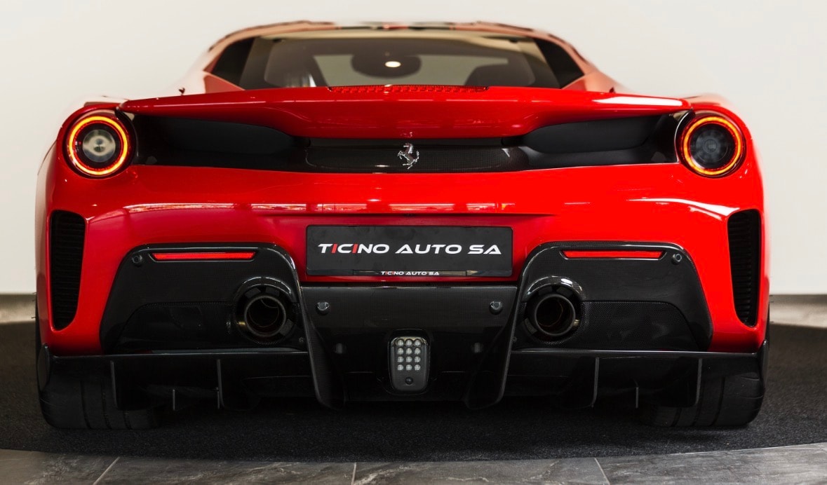 FERRARI 488 Pista 3.9 V8-image-10