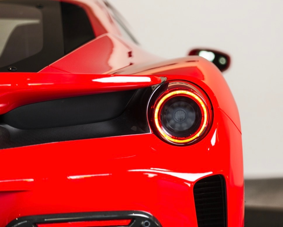 FERRARI 488 Pista 3.9 V8-image-23