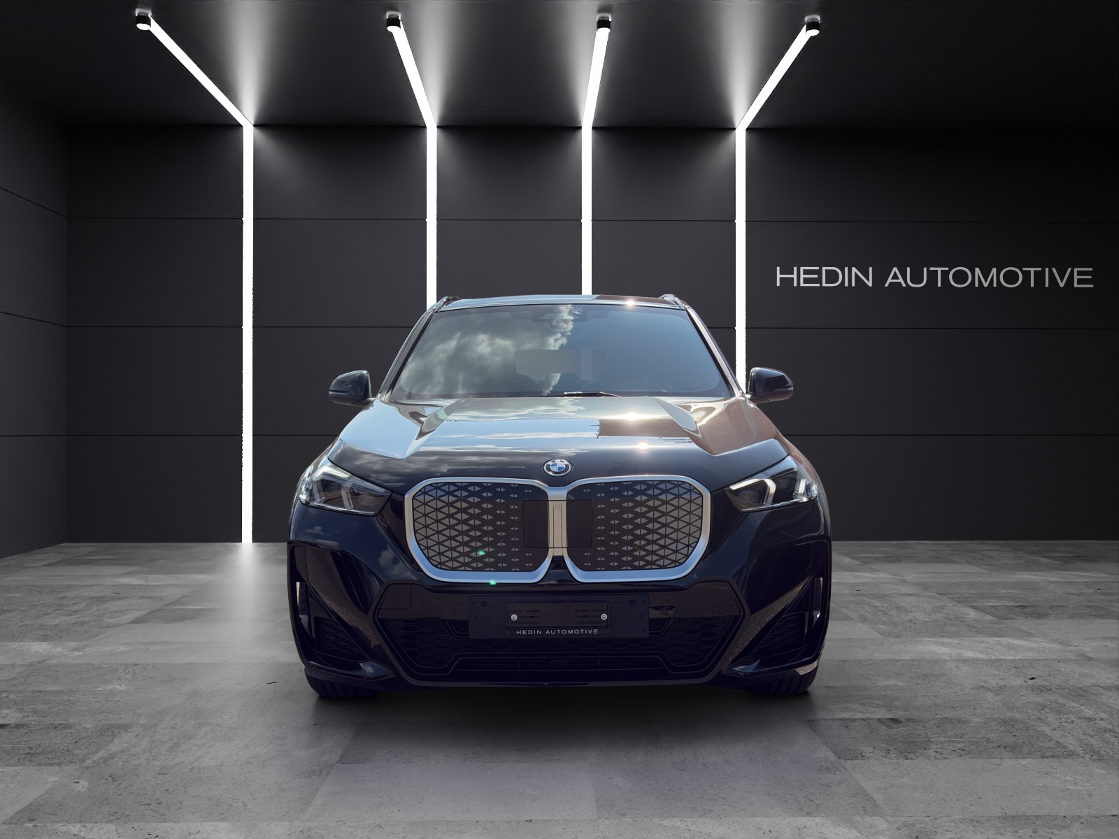 BMW iX1 xDrive30-image-7