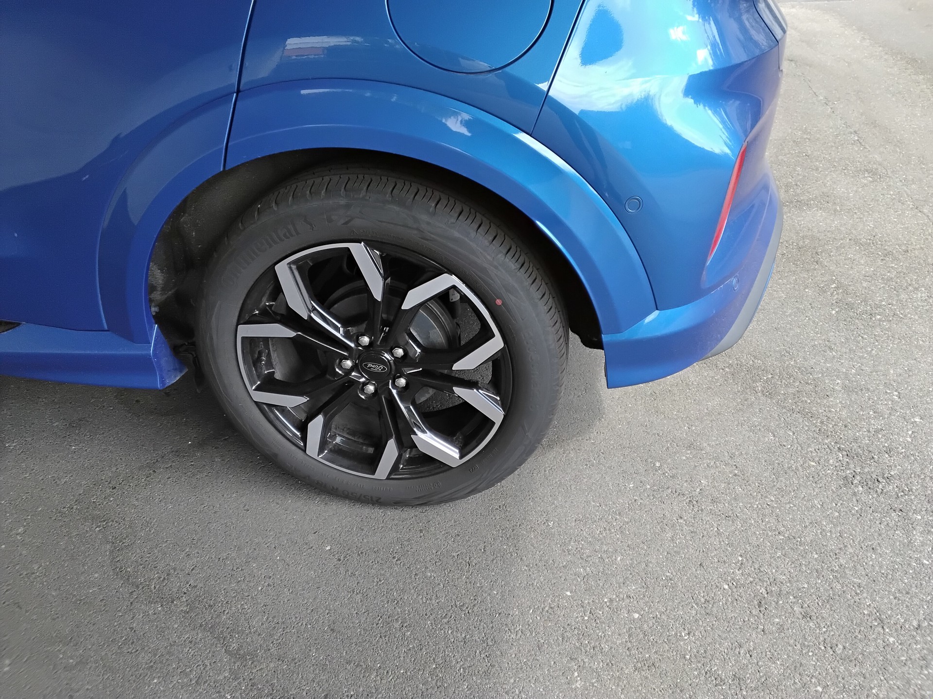 FORD 1.0 EcoB Hybrid 125 ST-Line X-image-1