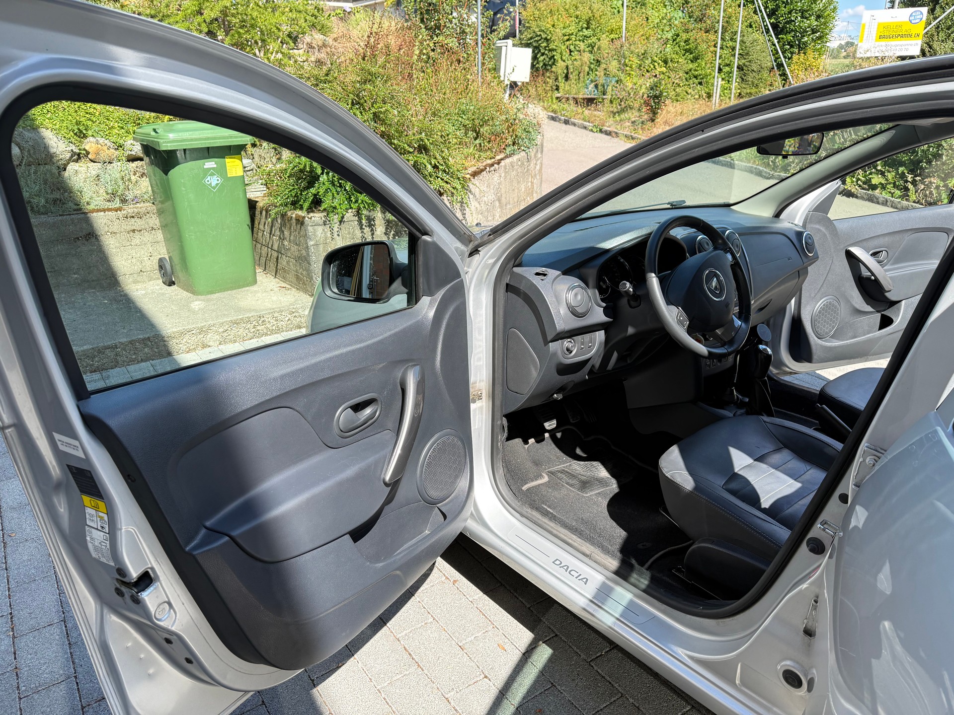 DACIA 1.5 dCi Lauréate S/S-image-4