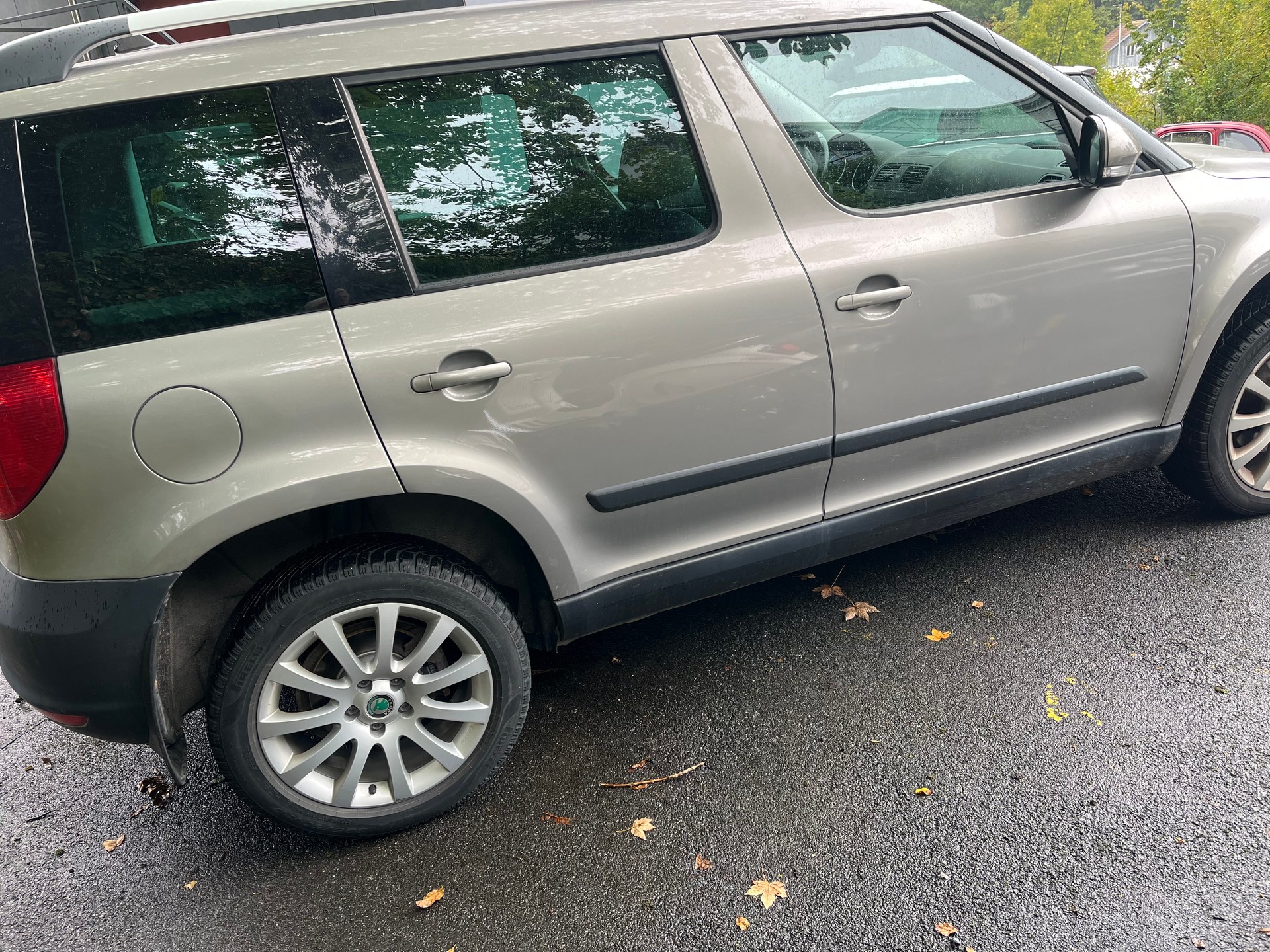 SKODA Yeti 2.0 TDI Clever 4x4 DSG-image-4